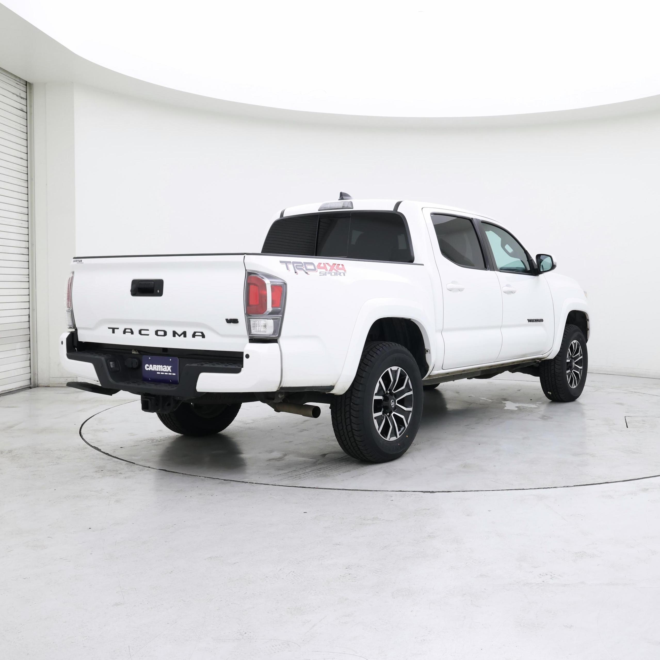 Thumbnail: 2023 Toyota Tacoma - 8