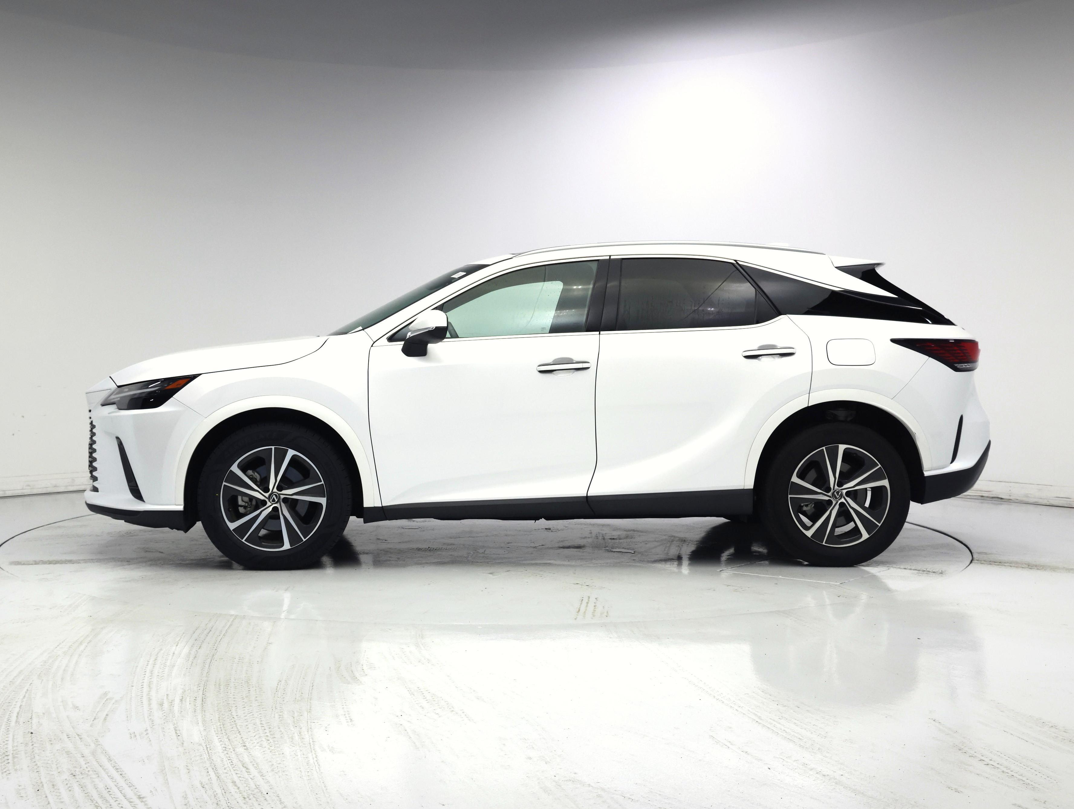 Thumbnail: 2023 Lexus RX - 3
