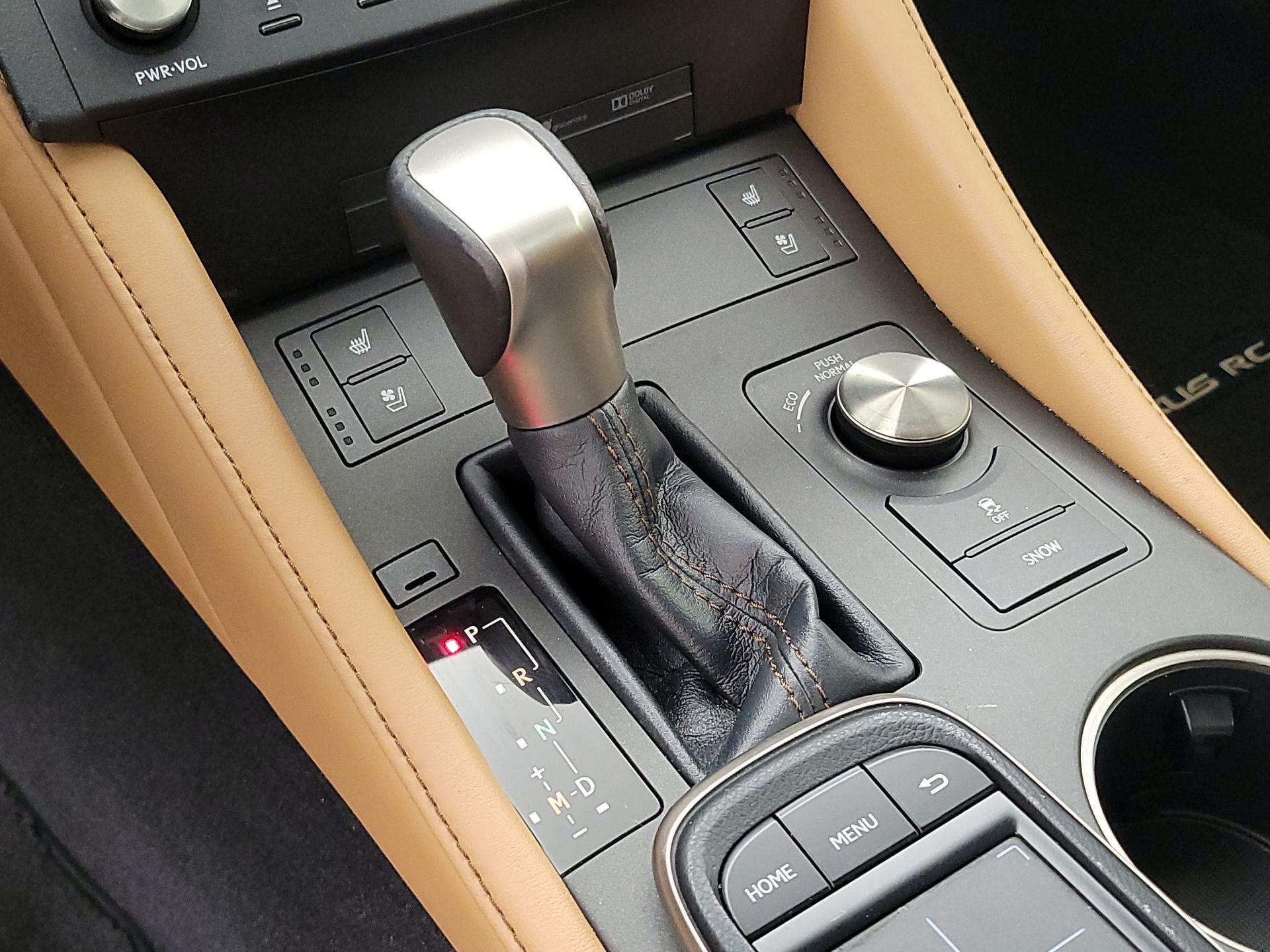 Thumbnail: 2015 Lexus RC - 18