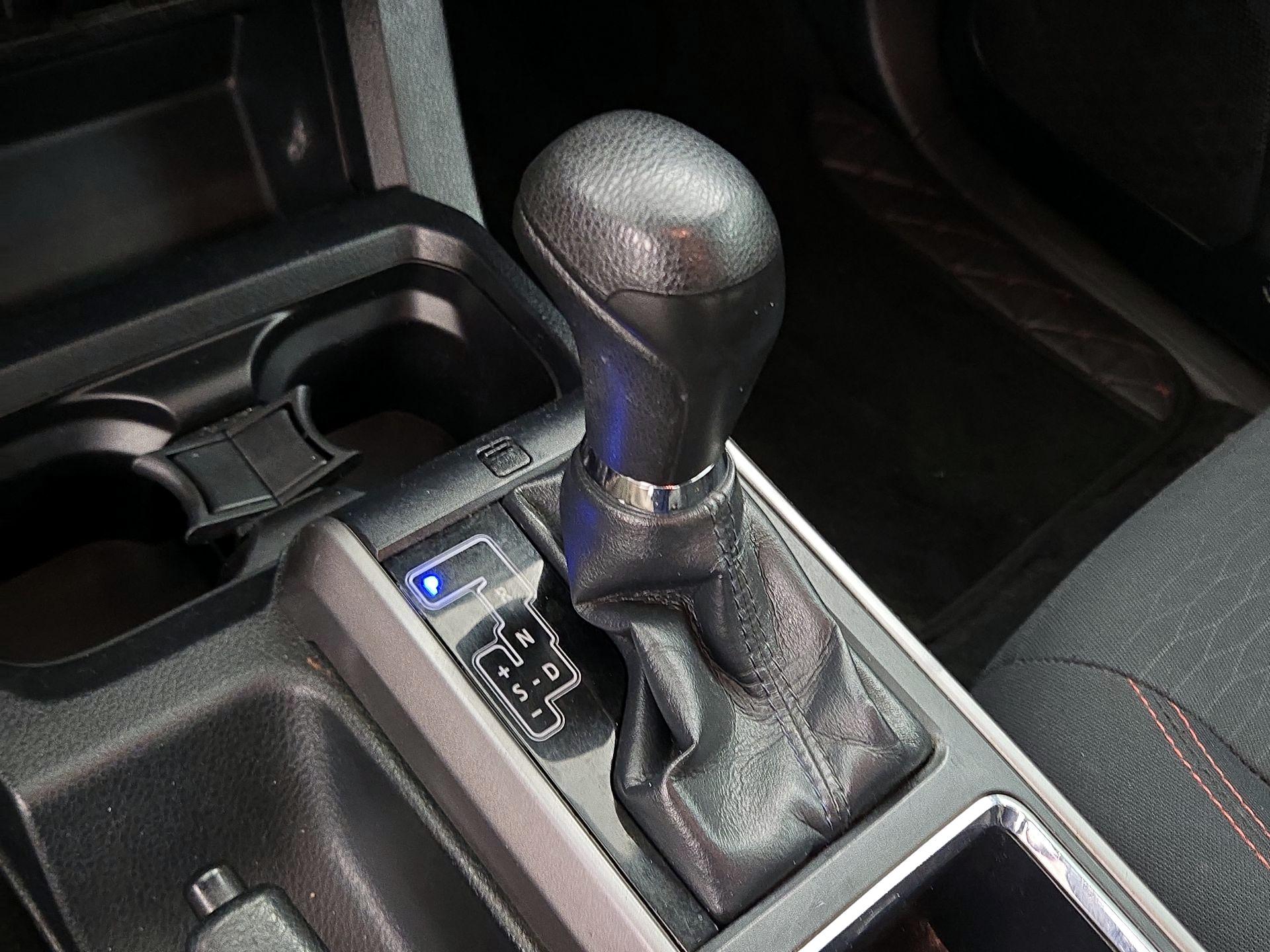 Thumbnail: 2019 Toyota Tacoma - 17