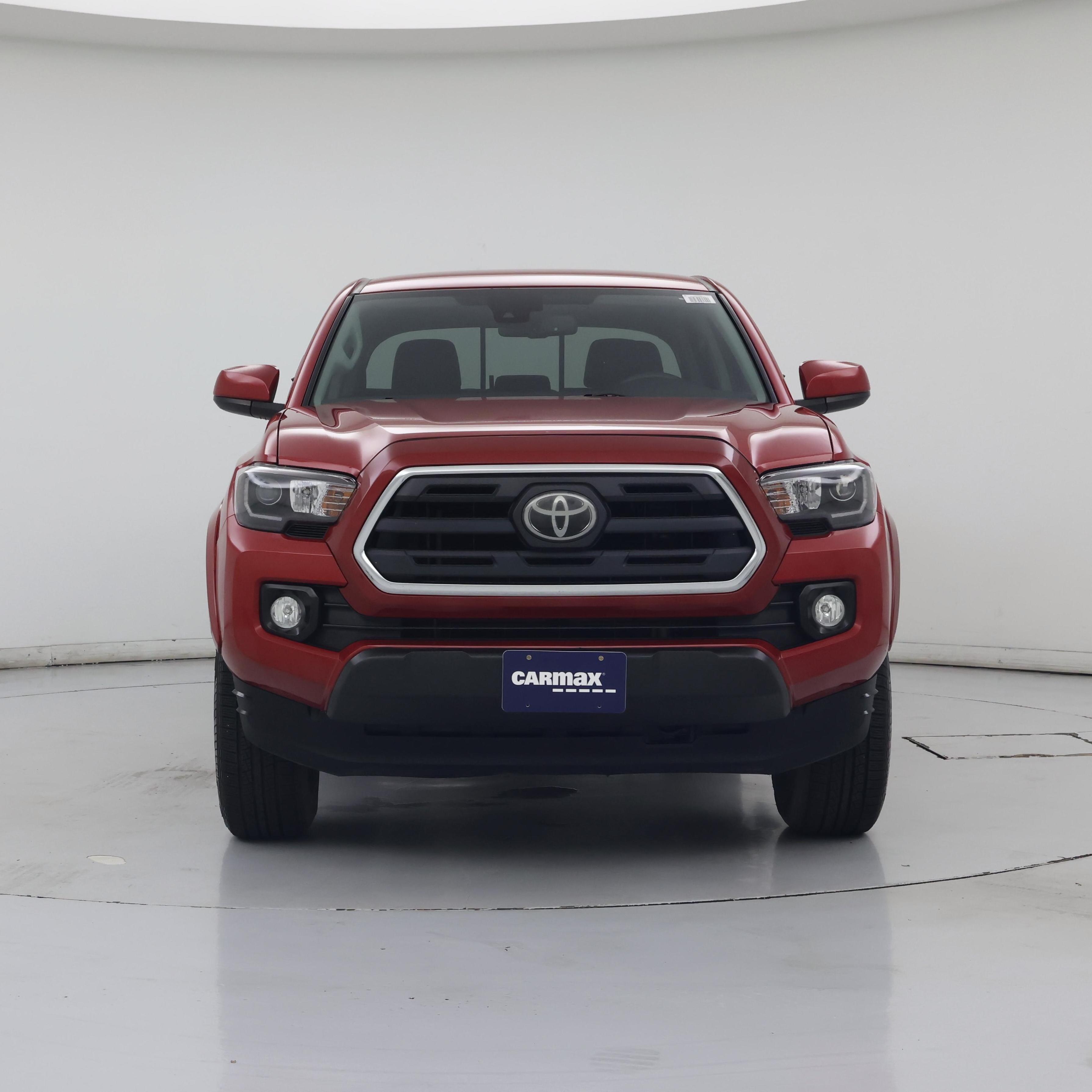 Thumbnail: 2019 Toyota Tacoma - 5