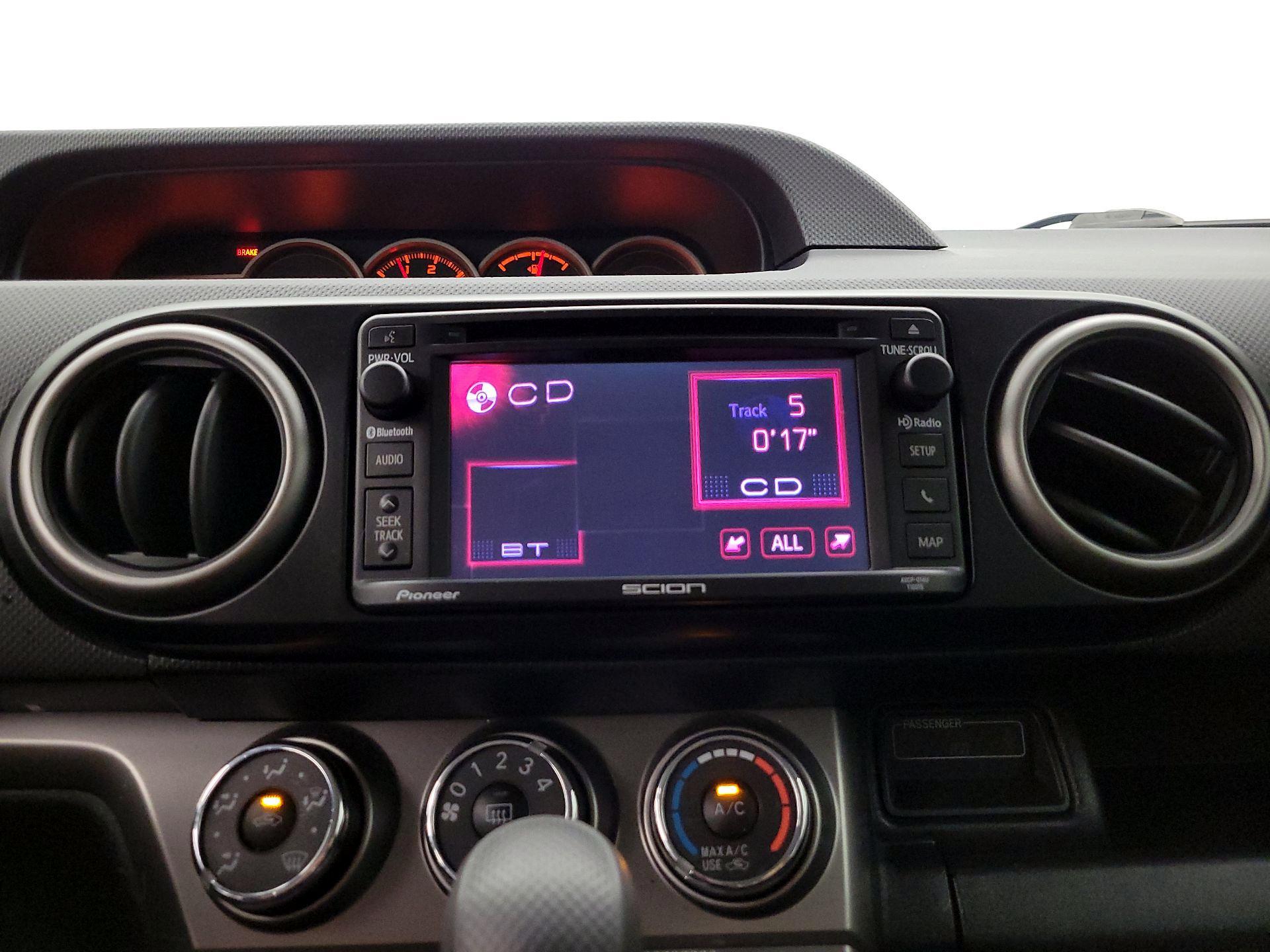 Thumbnail: 2014 Scion xB - 15