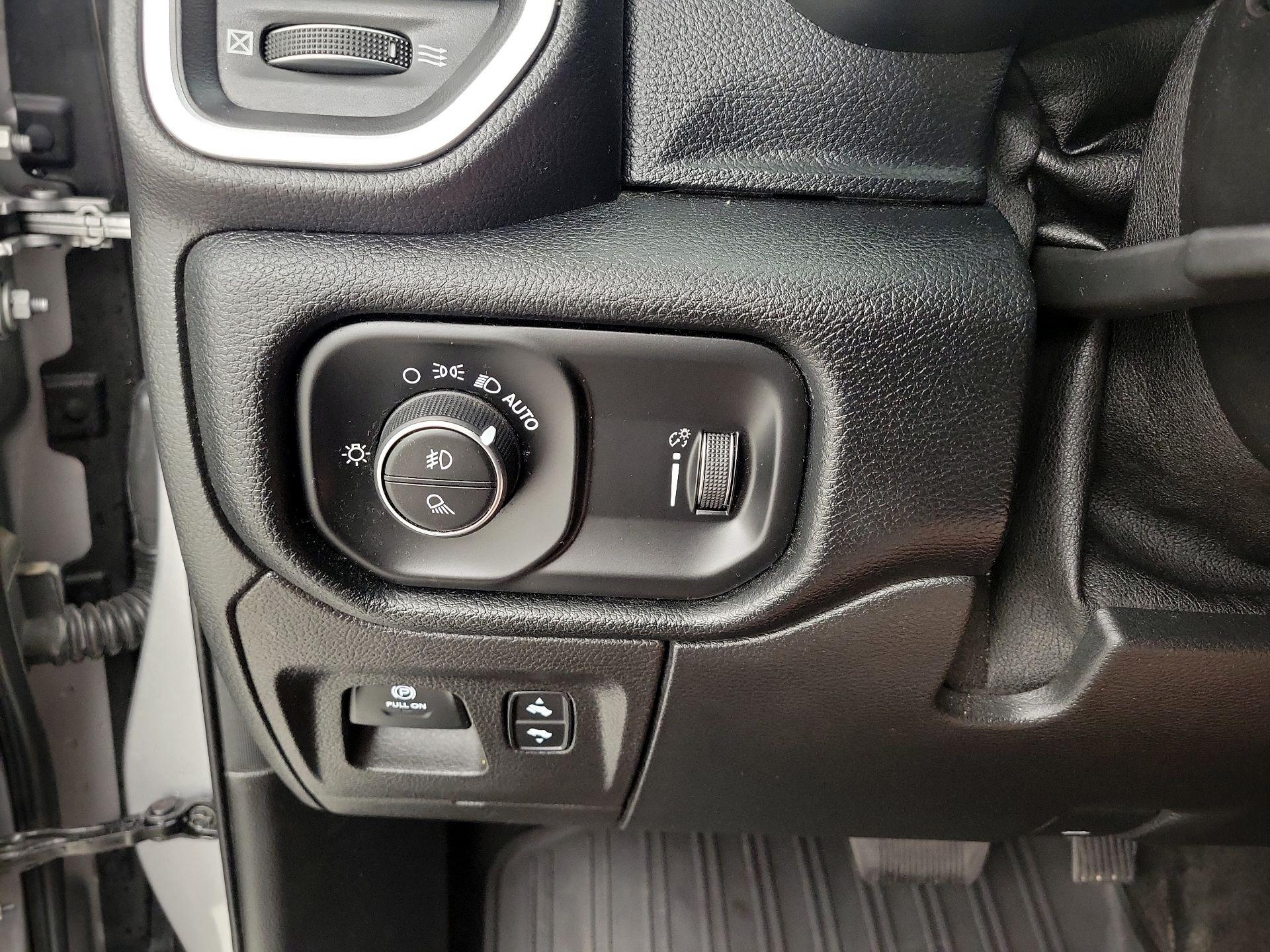 Thumbnail: 2021 RAM 1500 - 13