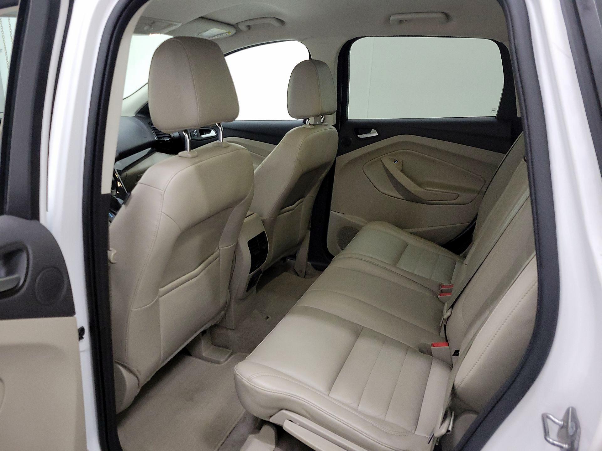 Thumbnail: 2015 Ford Escape - 18