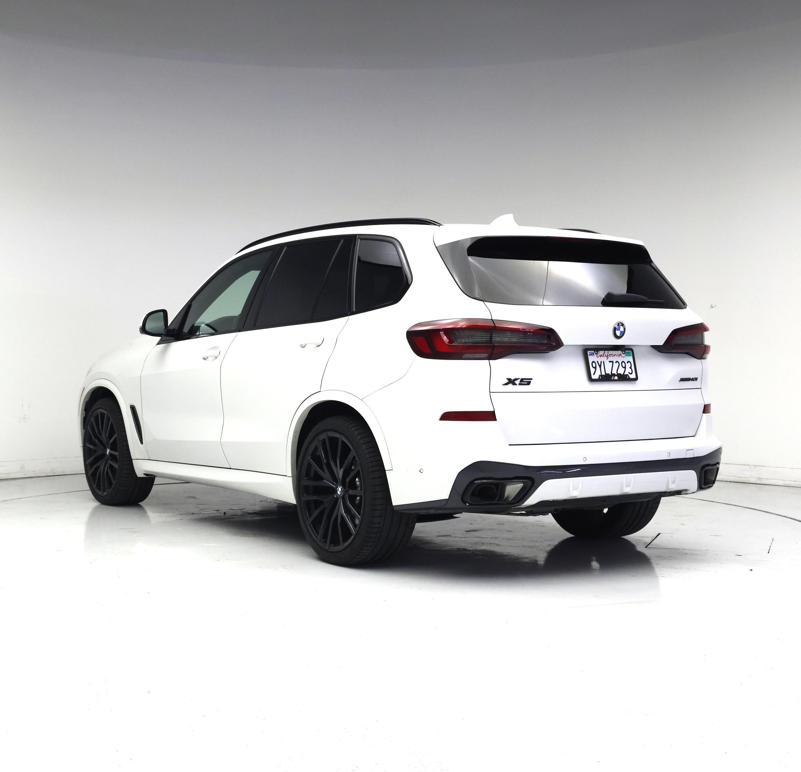 Thumbnail: 2023 BMW X5 - 2