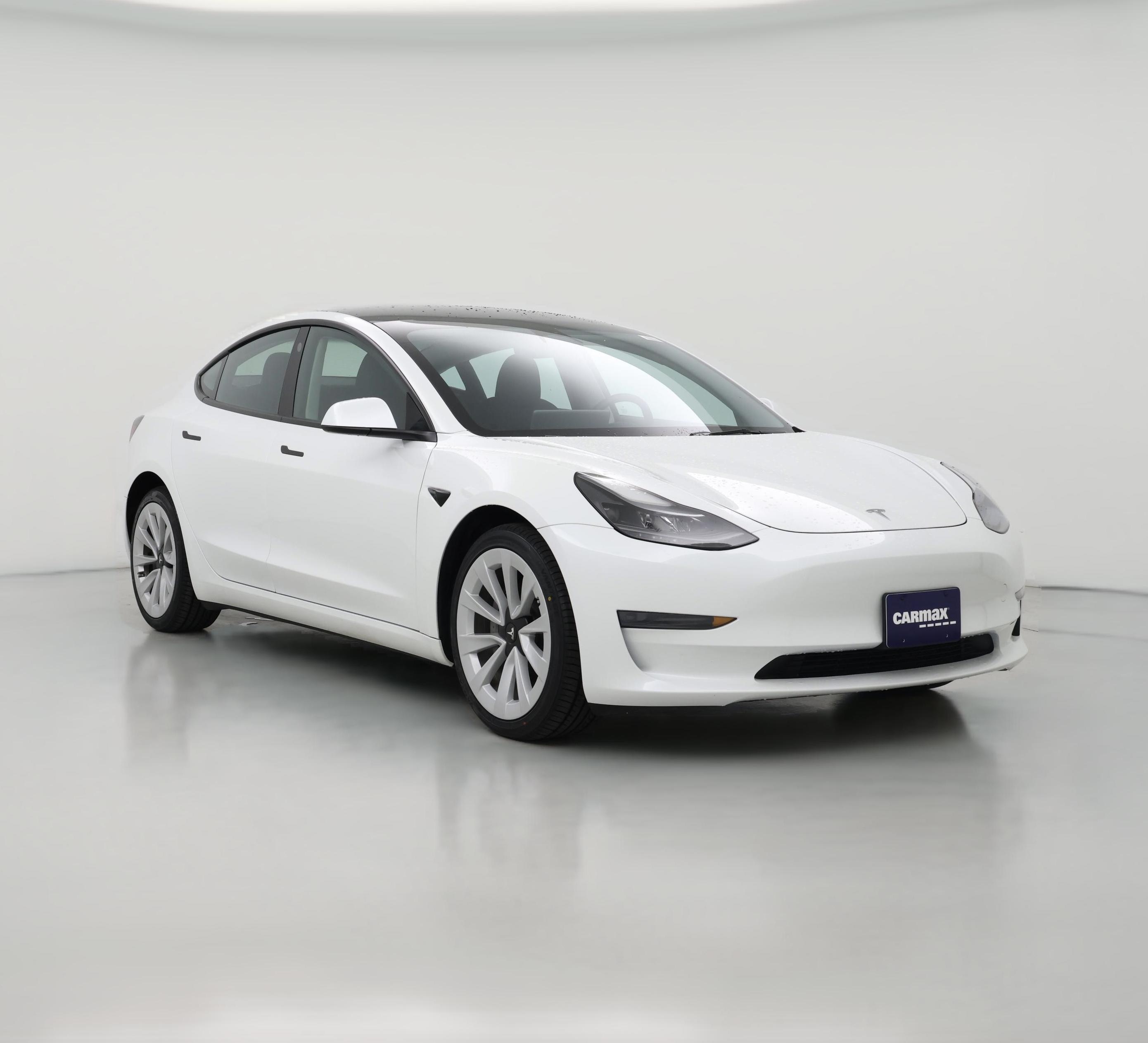 Thumbnail: 2023 Tesla Model 3 - 1