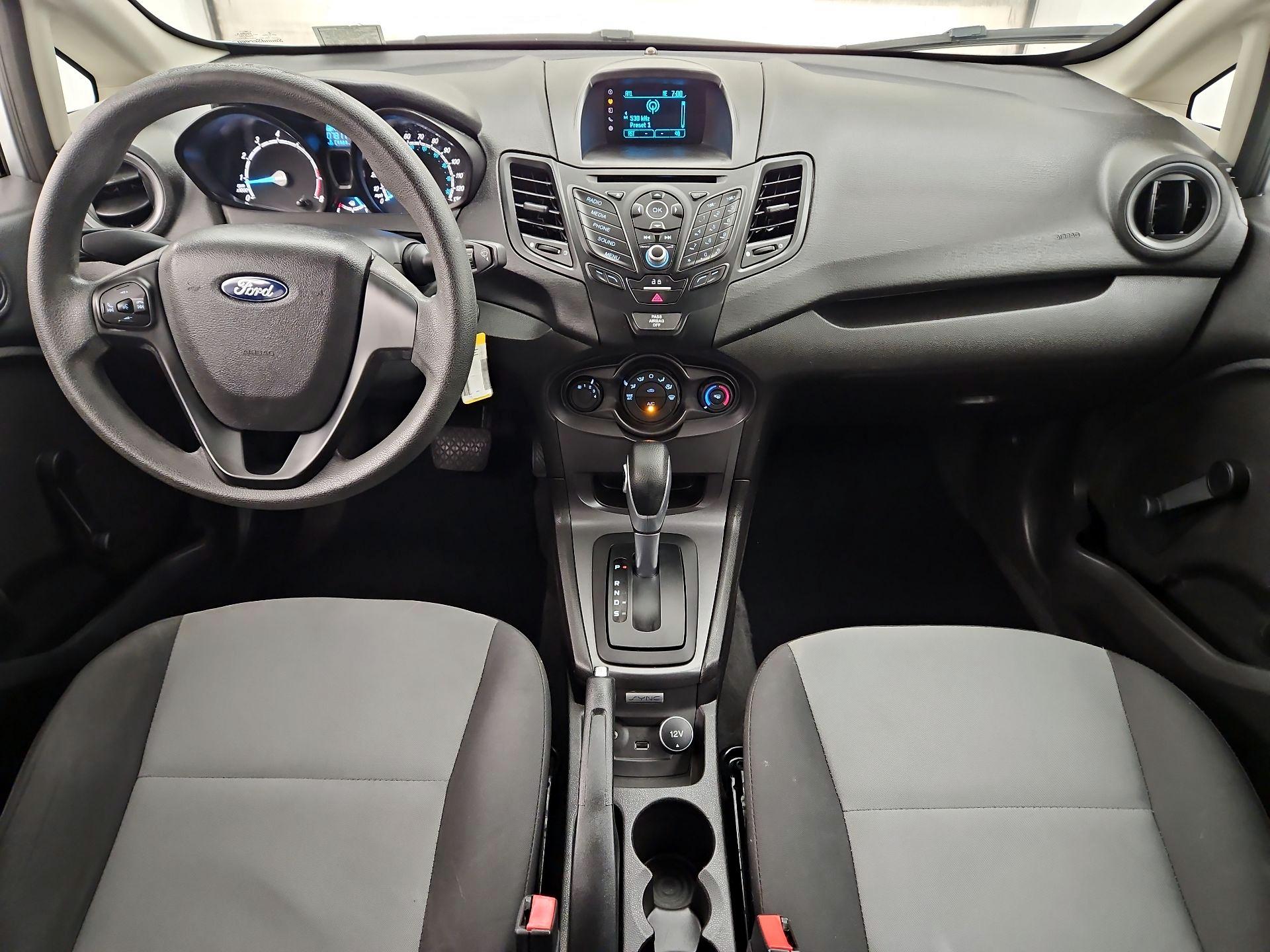 Thumbnail: 2016 Ford Fiesta - 9