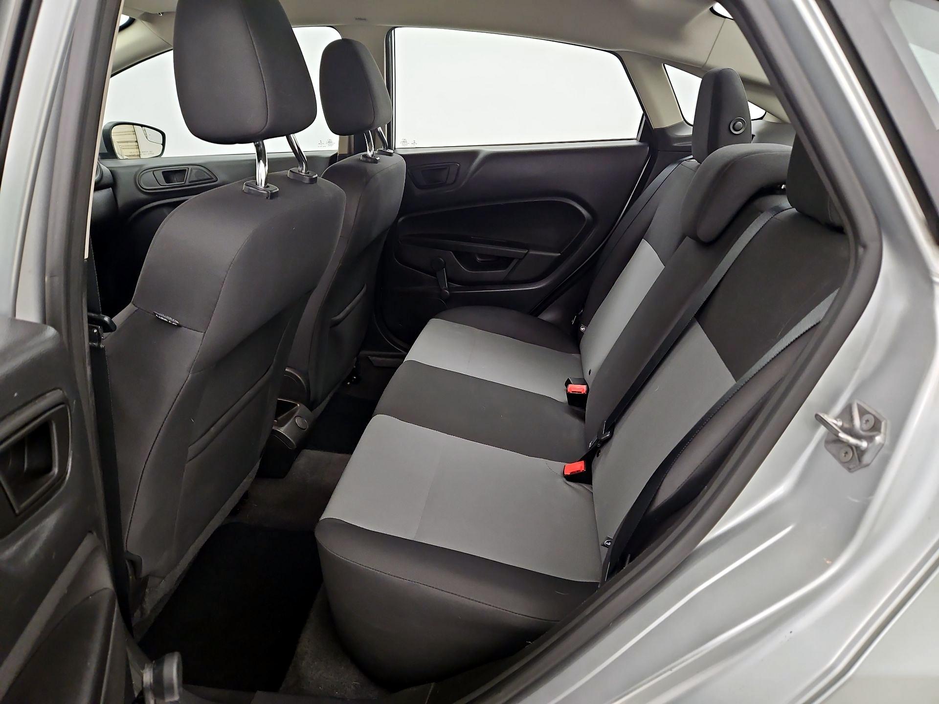 Thumbnail: 2016 Ford Fiesta - 18