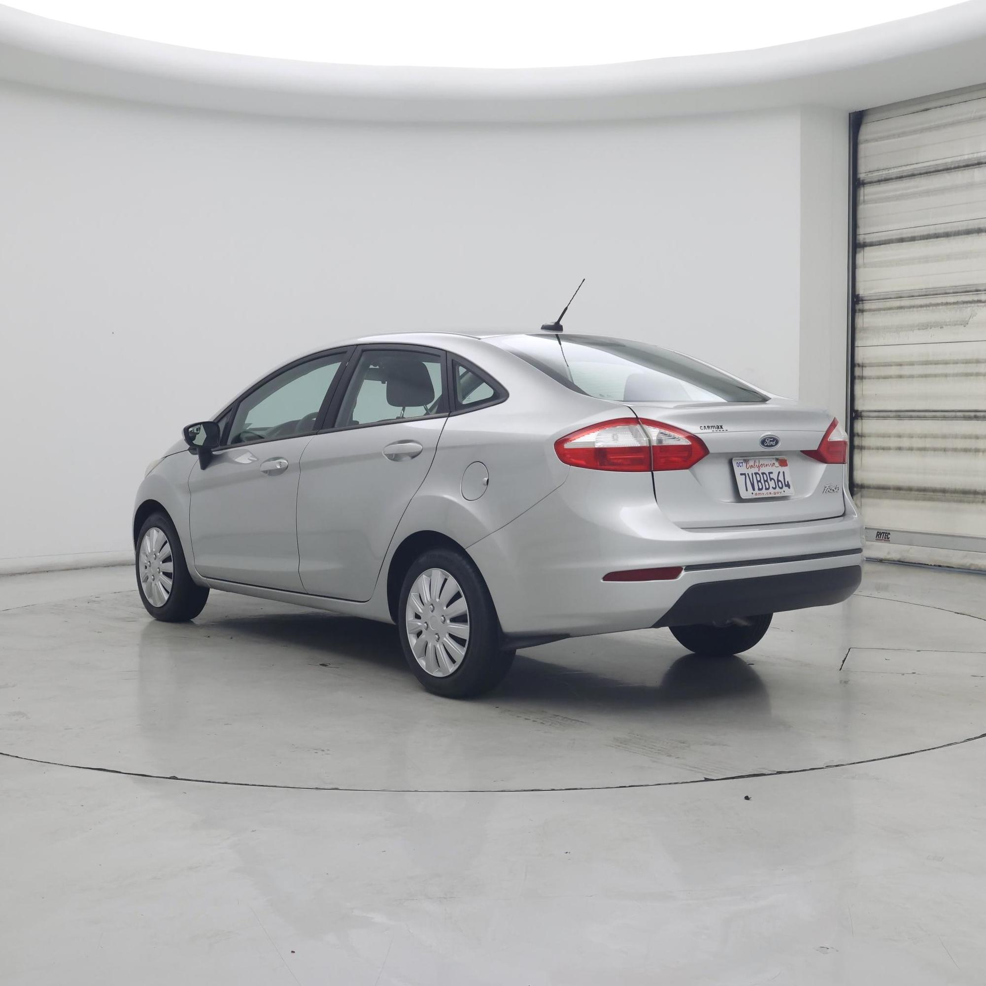 Thumbnail: 2016 Ford Fiesta - 2