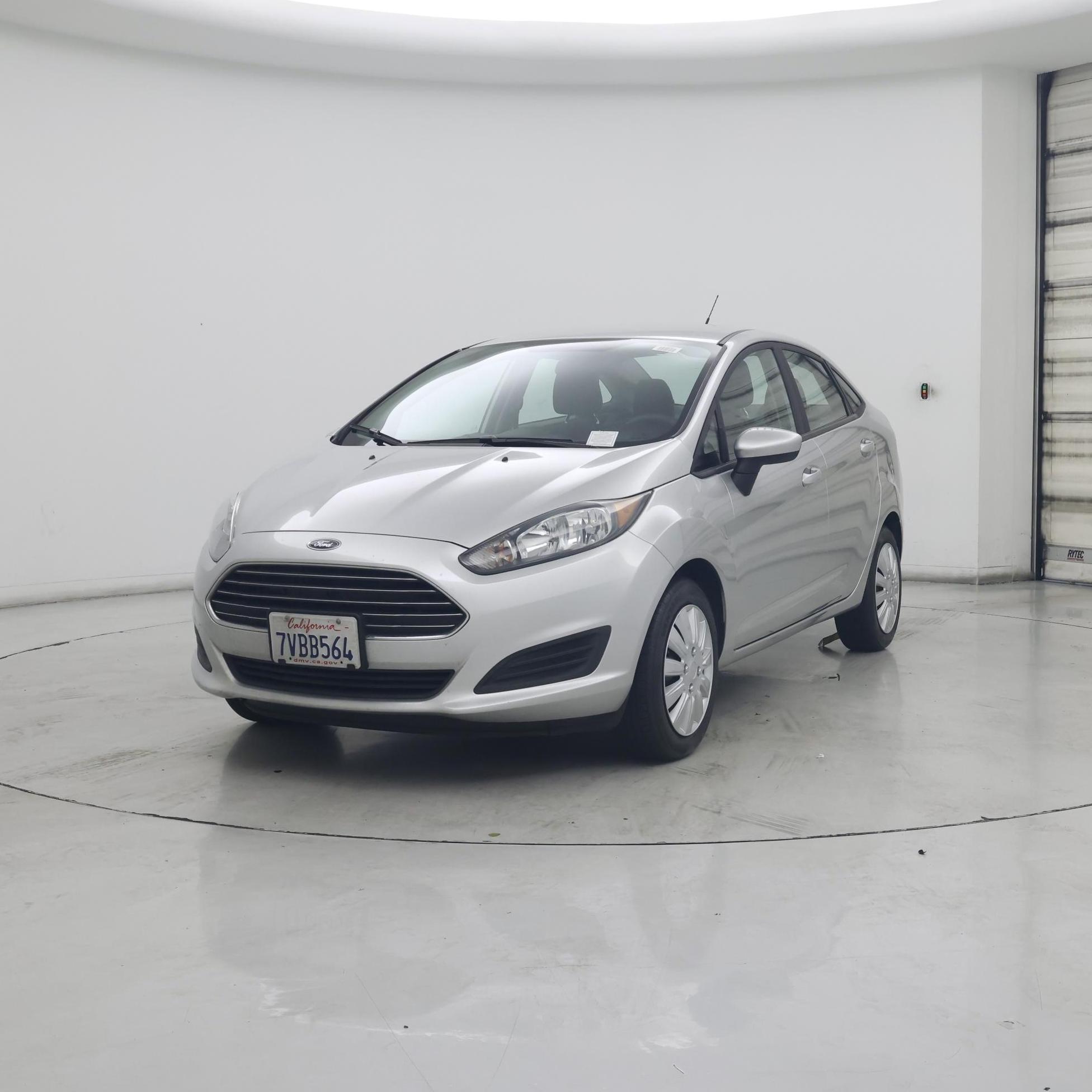 Thumbnail: 2016 Ford Fiesta - 4