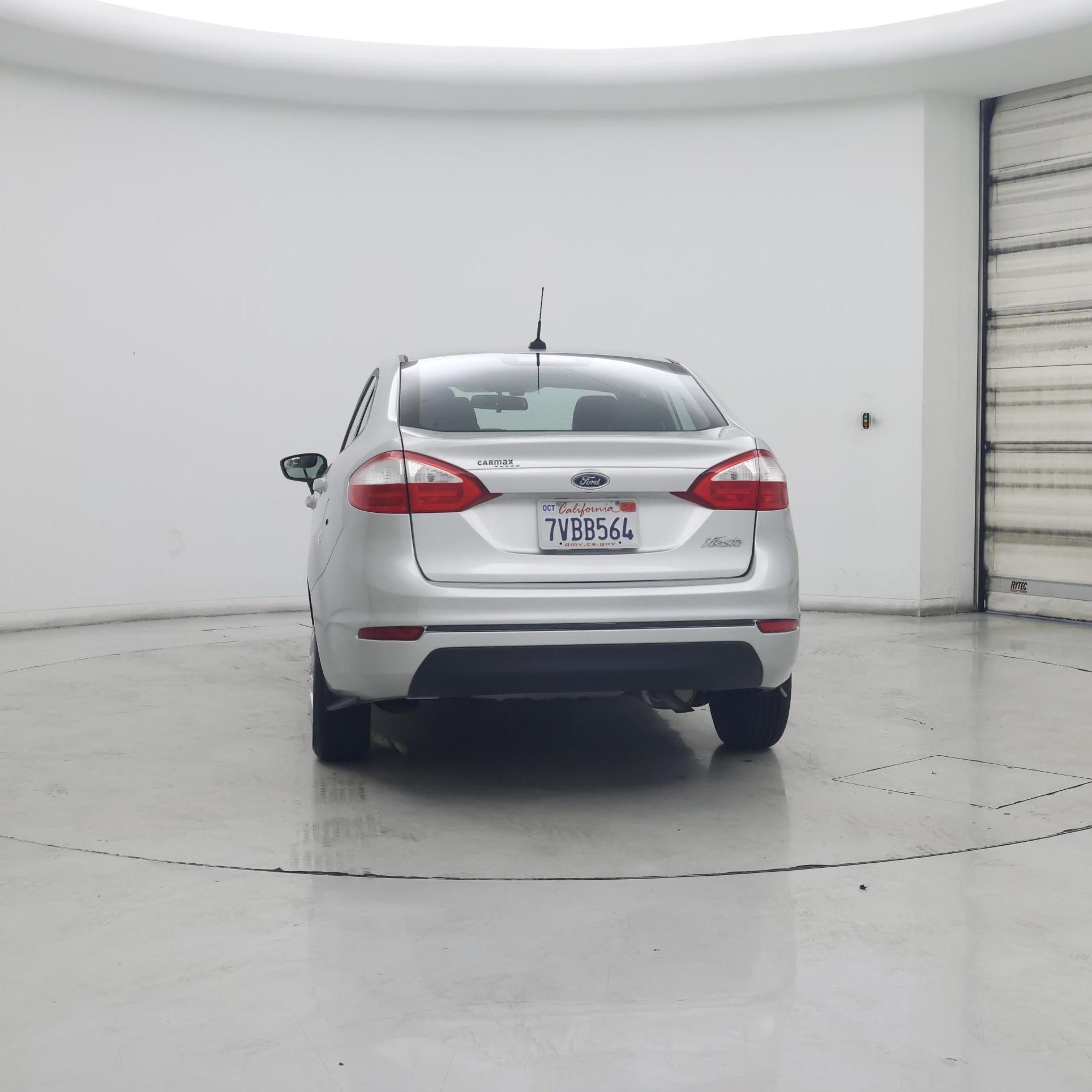 Thumbnail: 2016 Ford Fiesta - 6