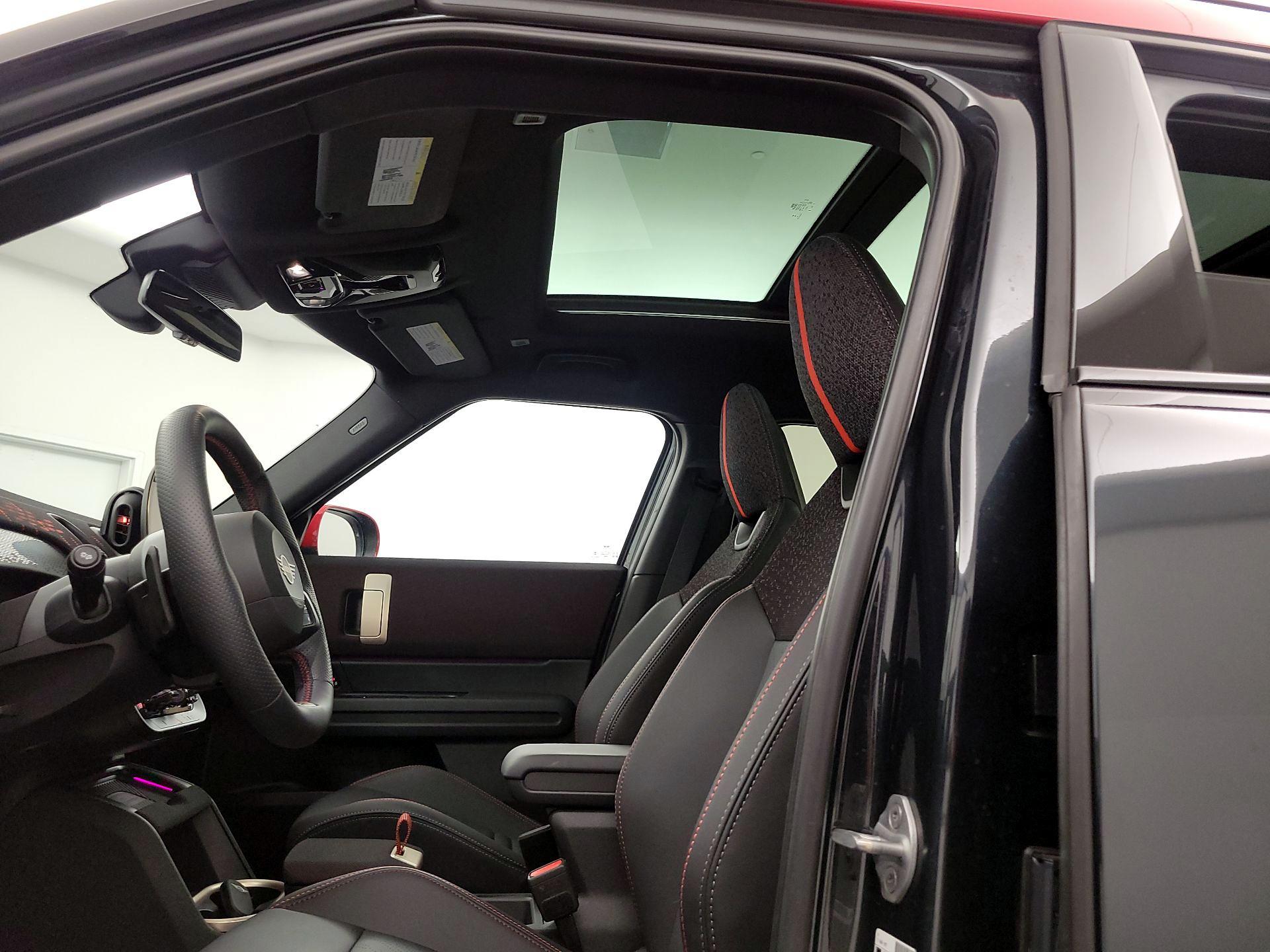 Thumbnail: 2025 MINI Cooper Countryman - 18