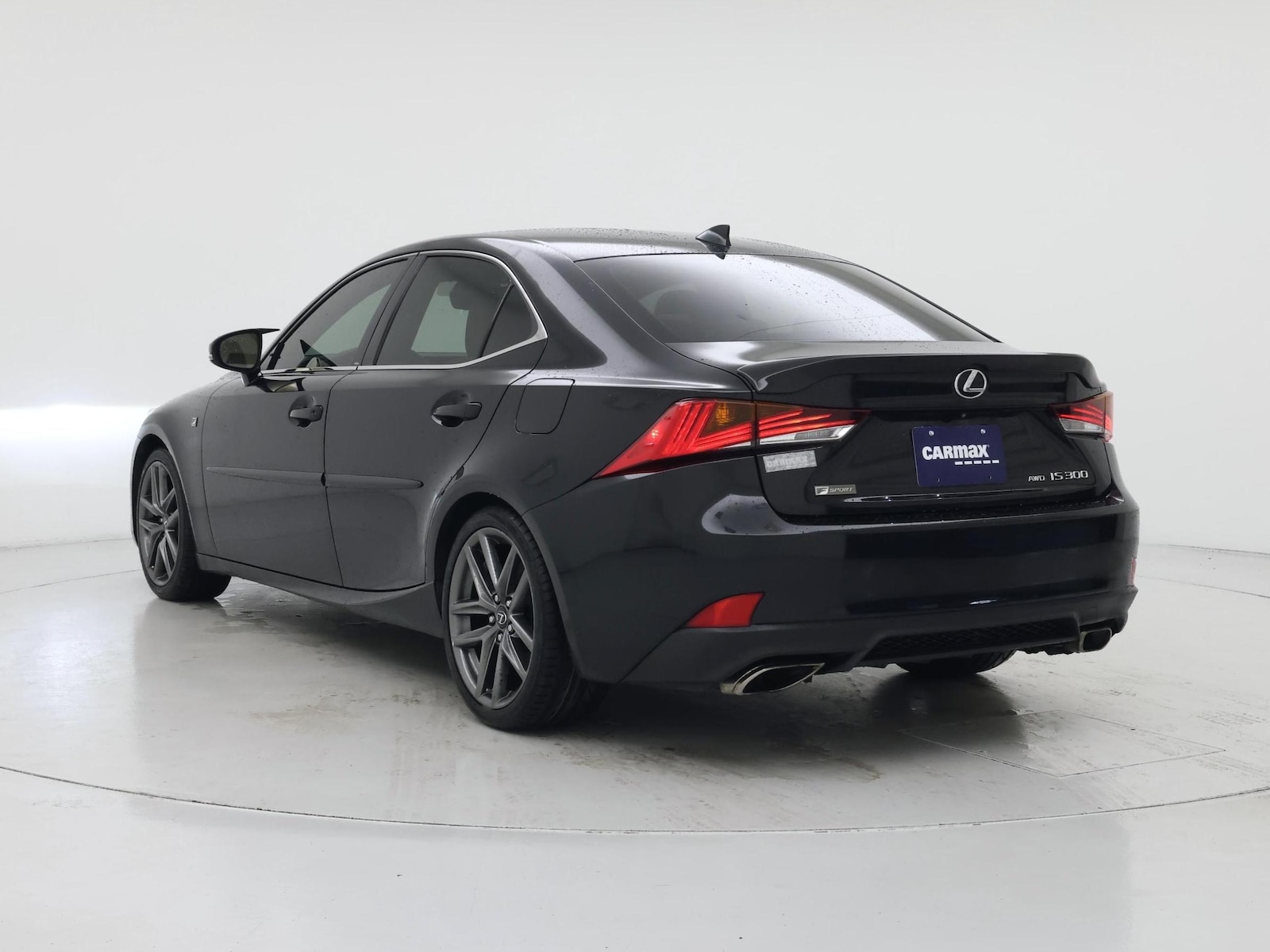 2017 Lexus IS 300 - Photo 3