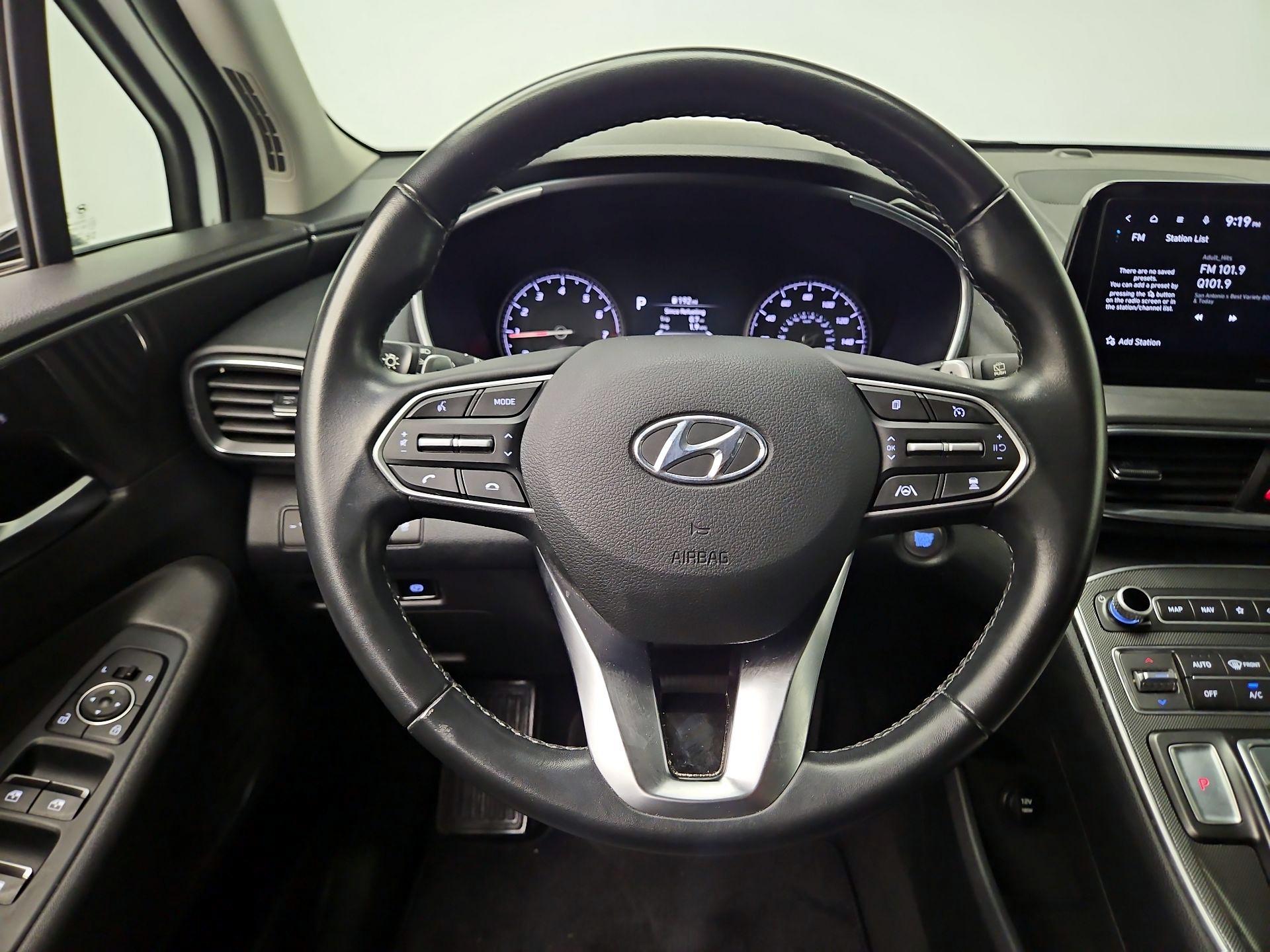 Thumbnail: 2023 Hyundai Santa Fe - 10