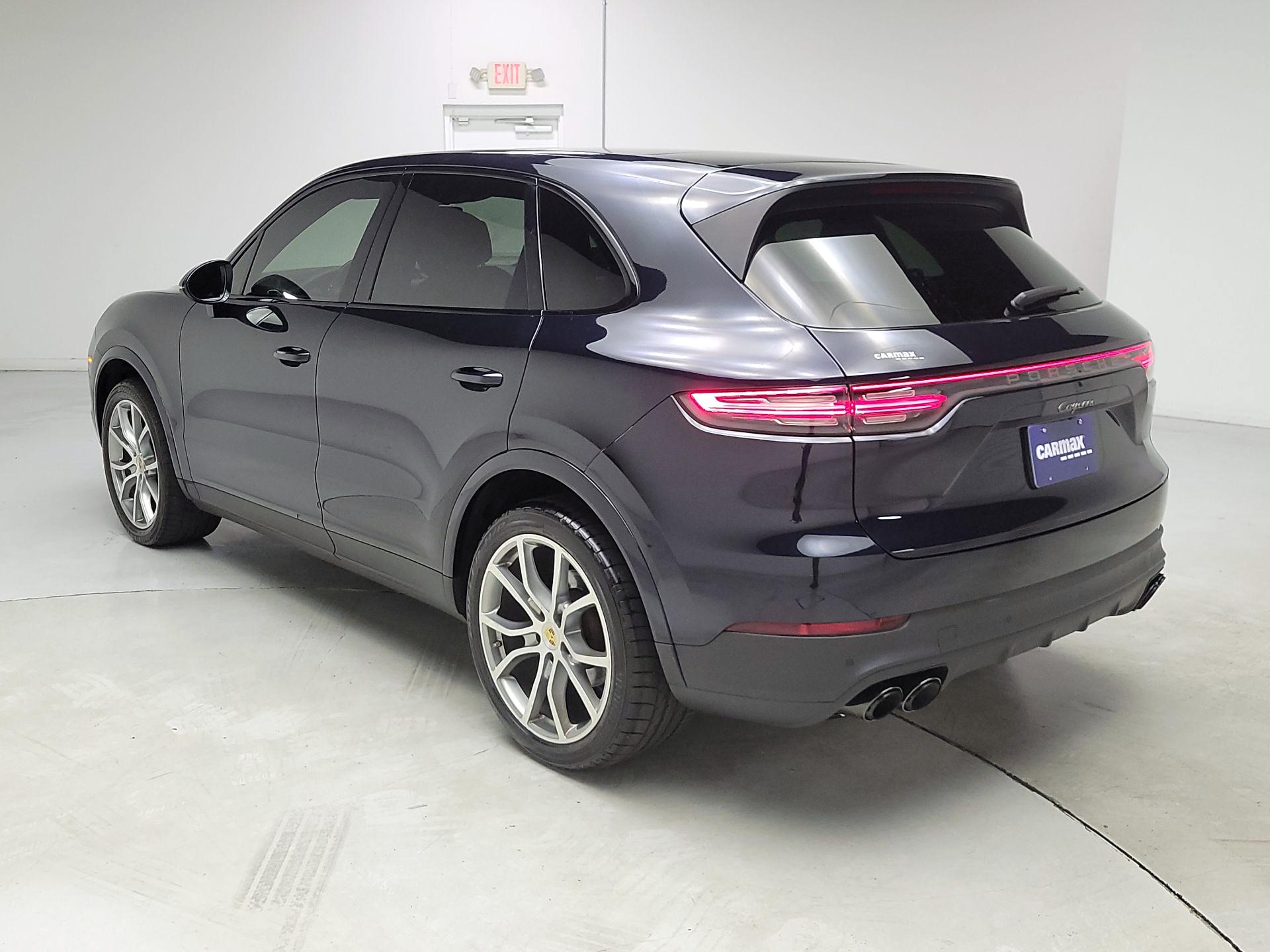 Thumbnail: 2023 Porsche Cayenne - 7
