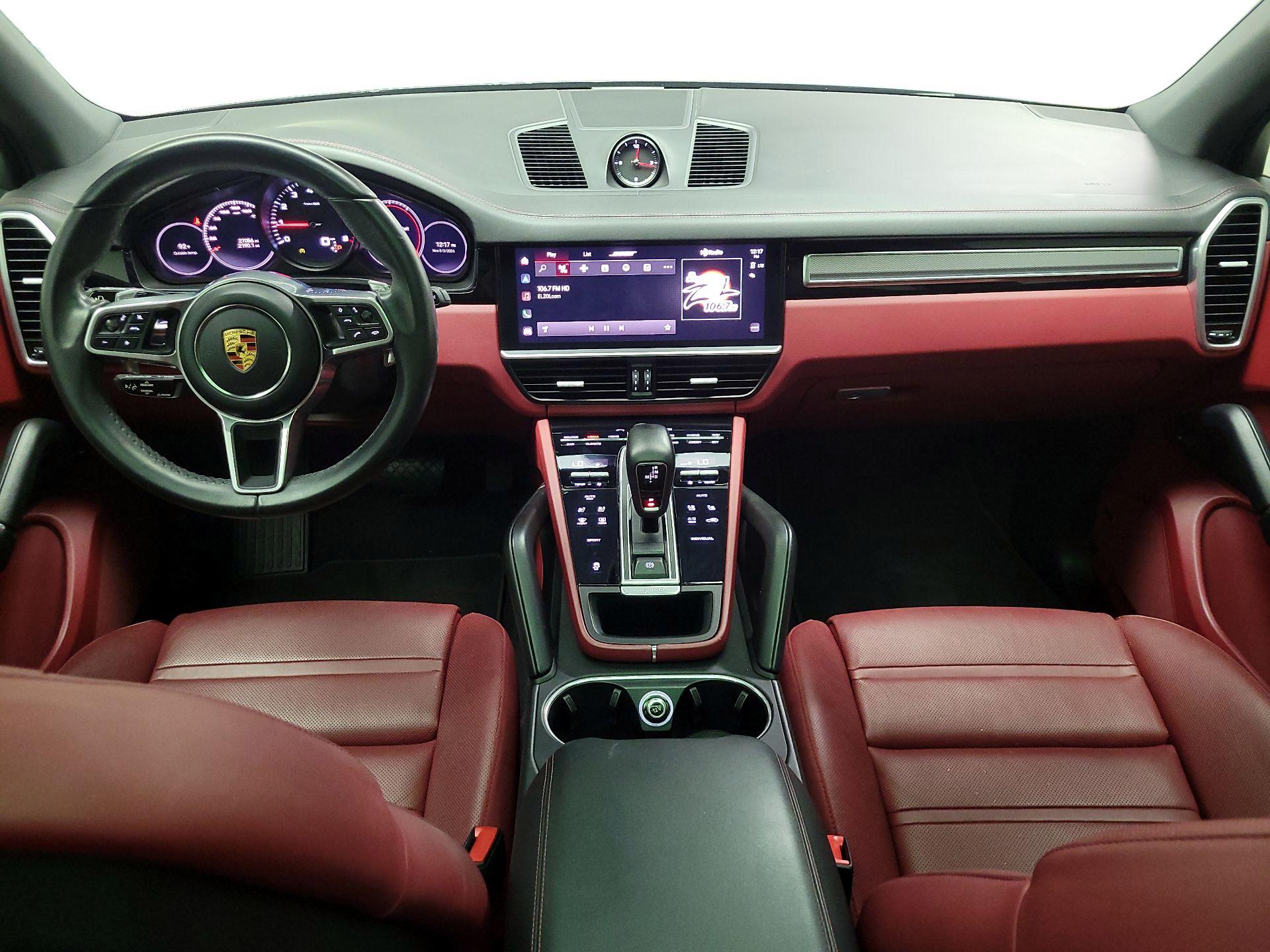 Thumbnail: 2023 Porsche Cayenne - 8