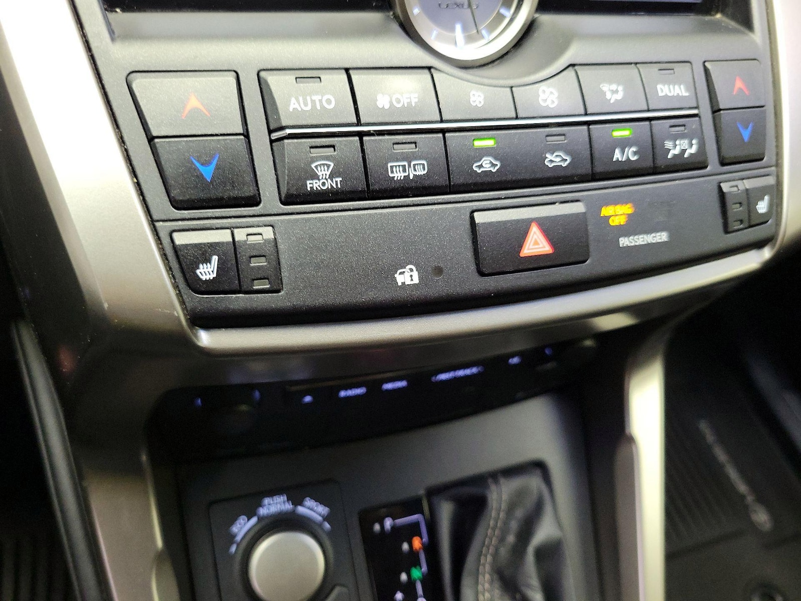 2016 Lexus NX F Sport - Photo 18