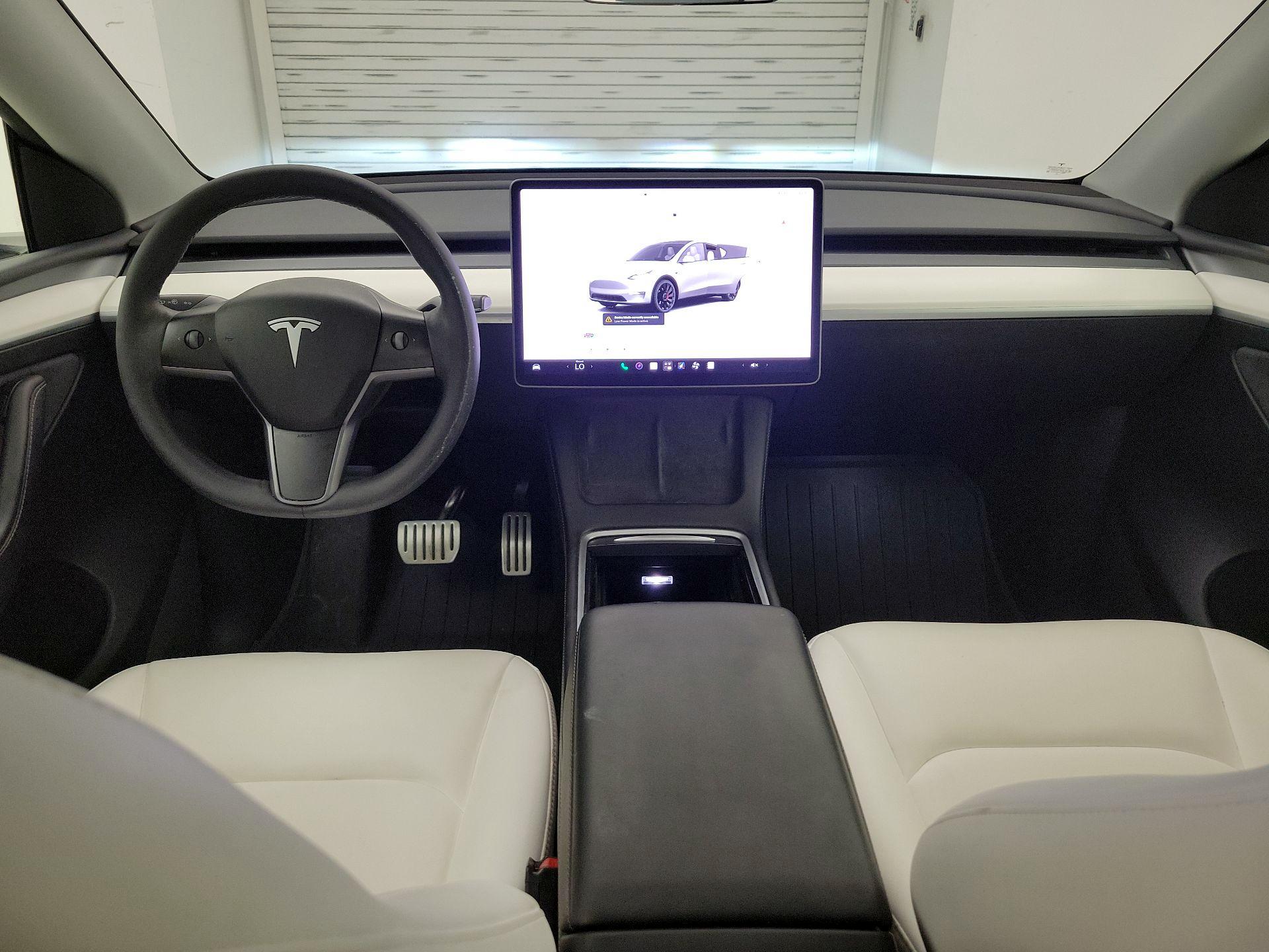 Thumbnail: 2023 Tesla Model Y - 9