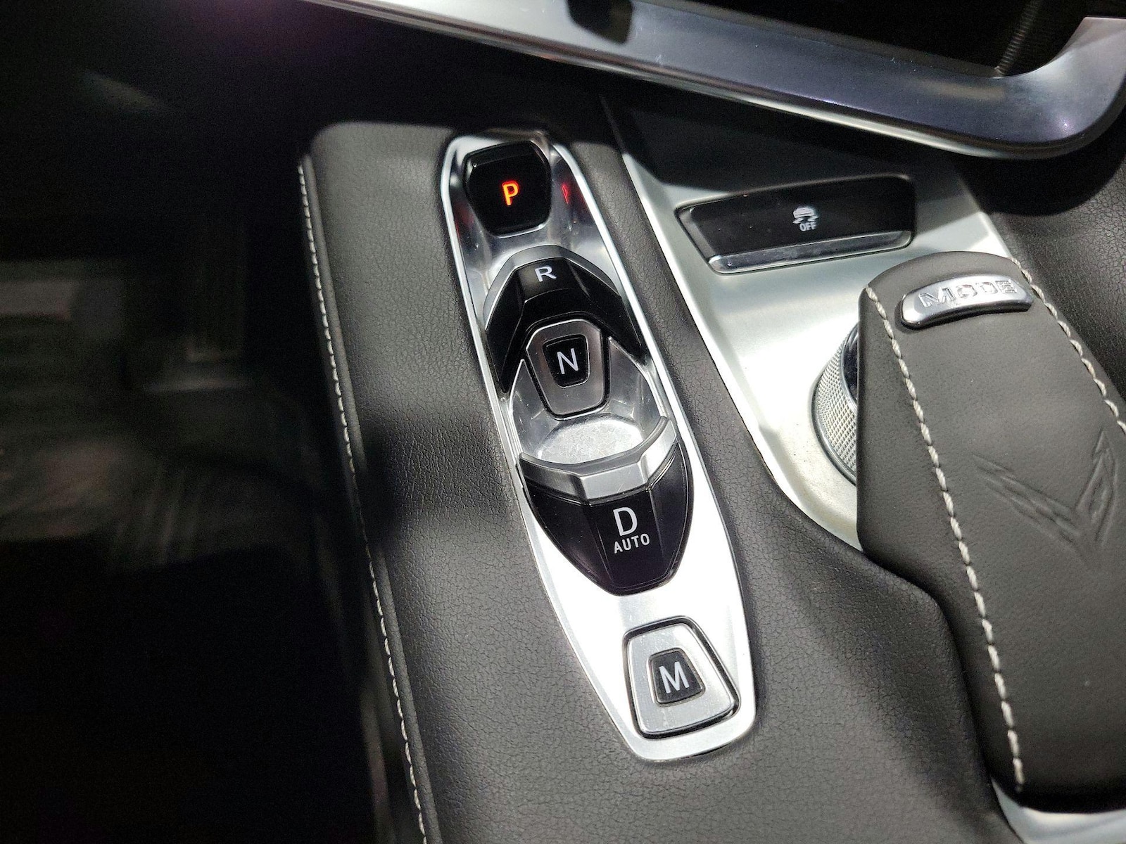 2024 Chevrolet Corvette 1LT - Photo 18