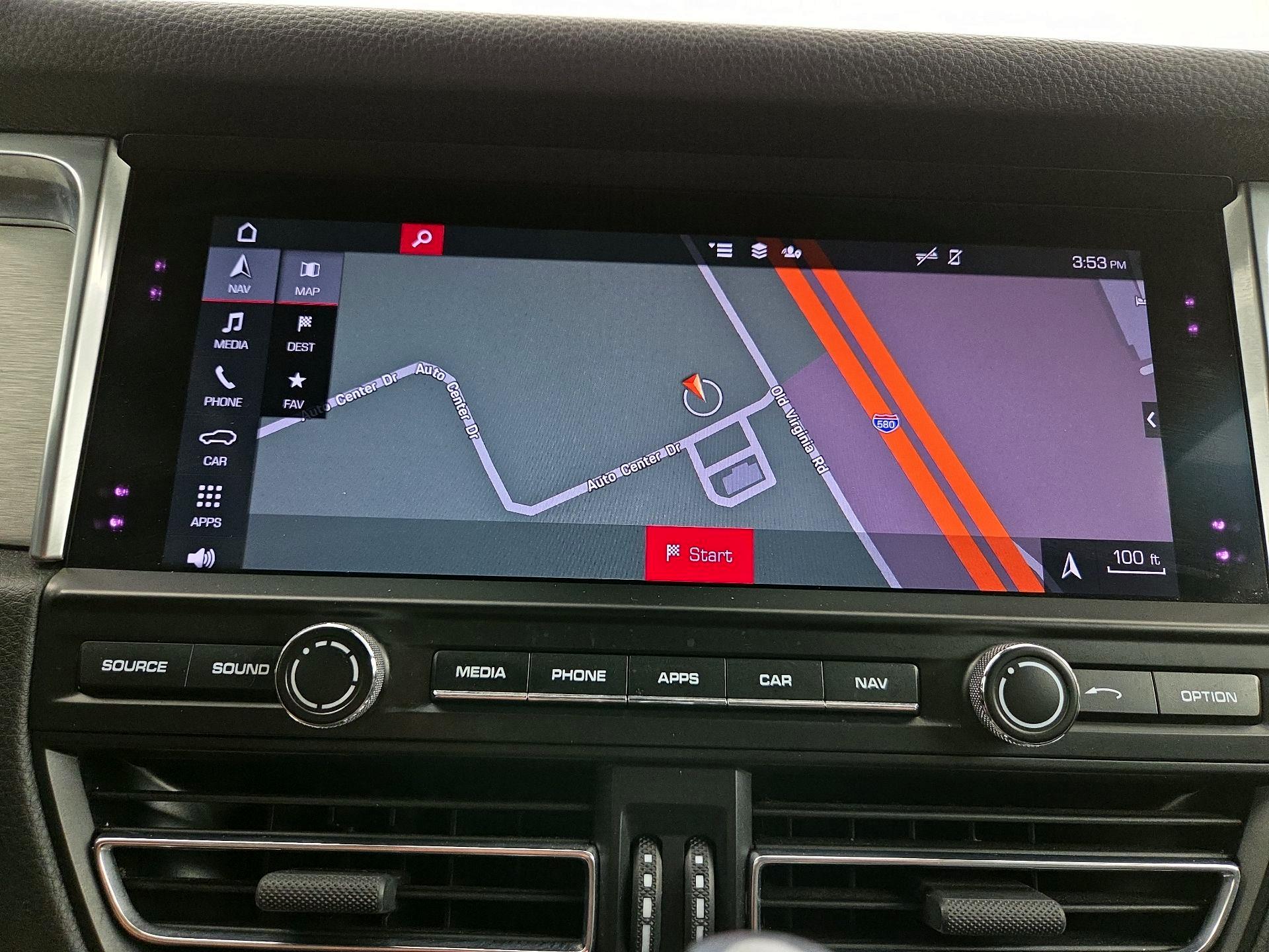 Thumbnail: 2020 Porsche Macan - 14
