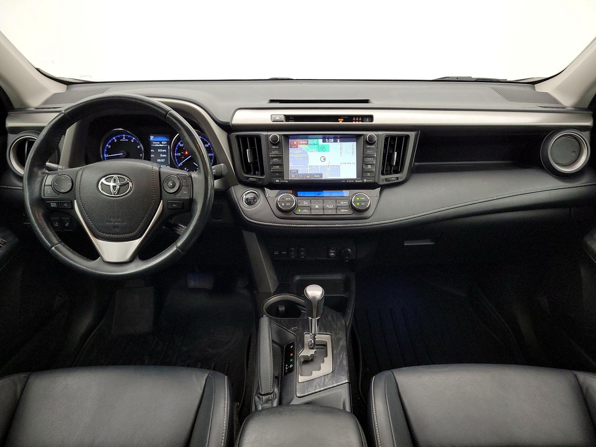 Thumbnail: 2017 Toyota RAV4 - 9