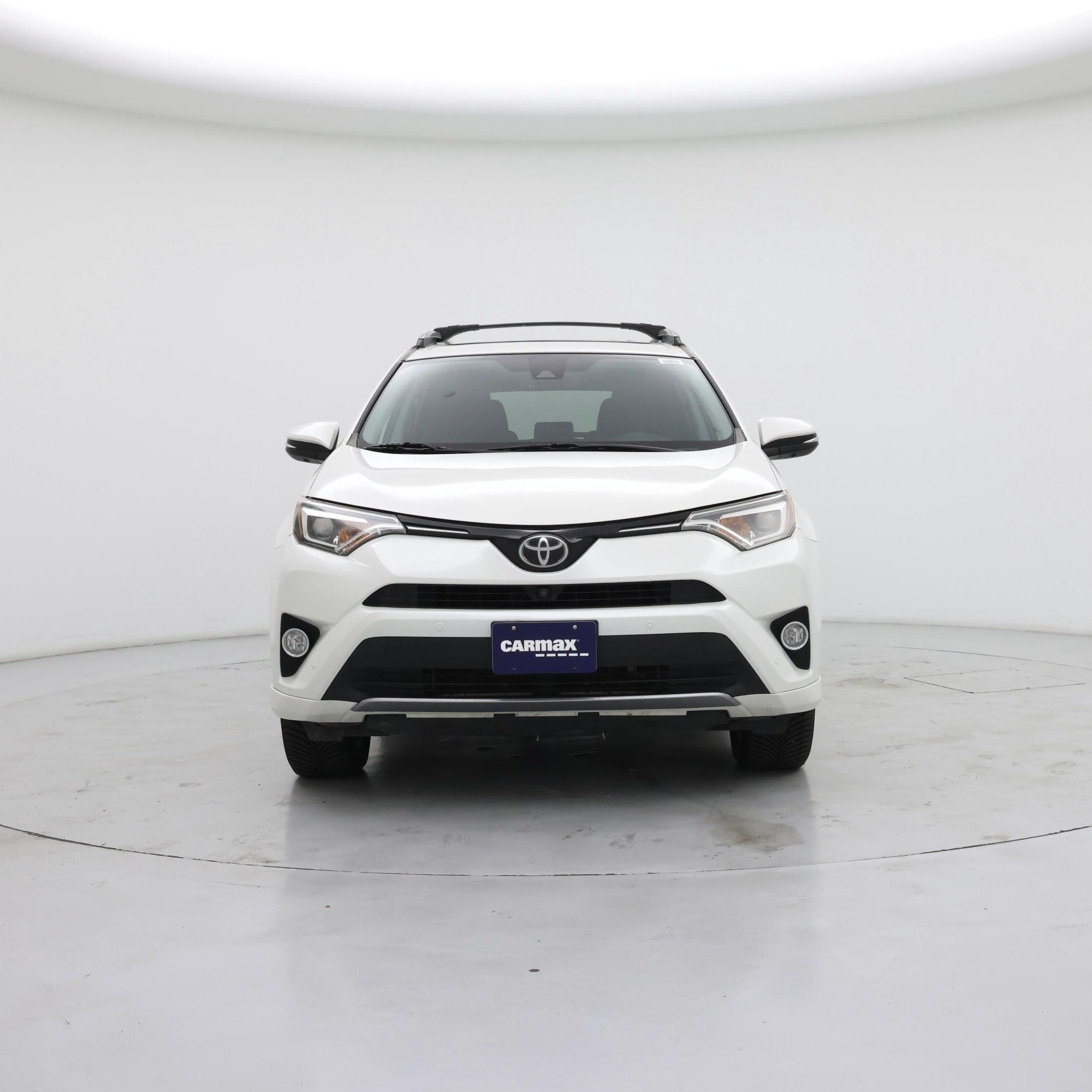 Thumbnail: 2017 Toyota RAV4 - 5