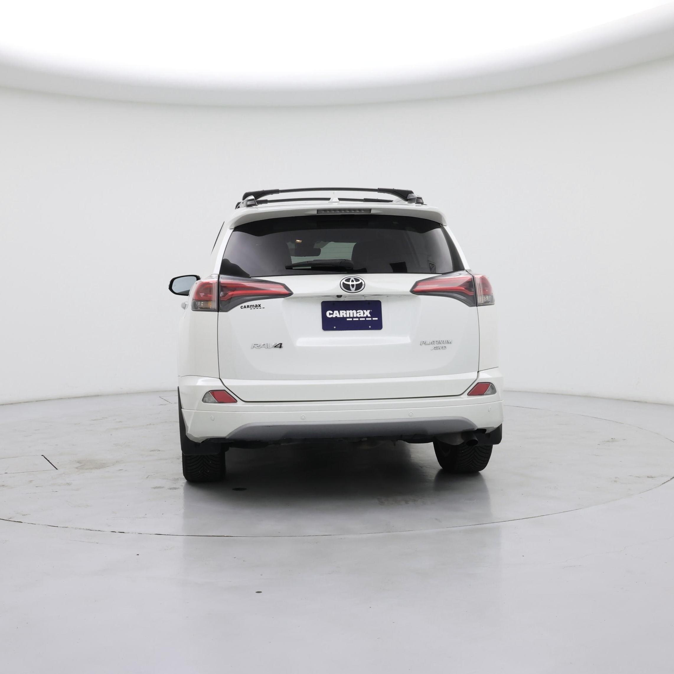 Thumbnail: 2017 Toyota RAV4 - 6