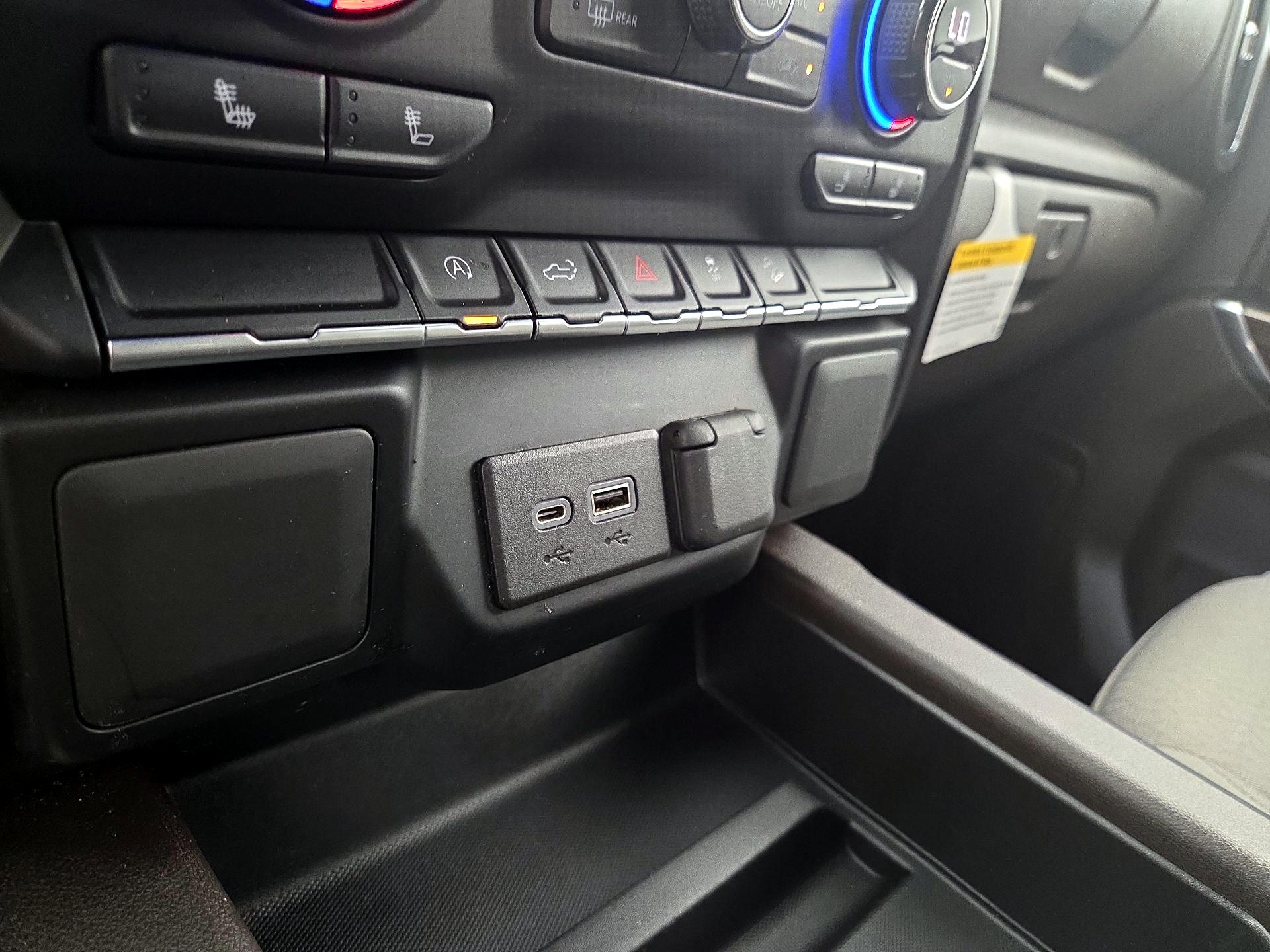 Thumbnail: 2022 Chevrolet Silverado 1500 - 18