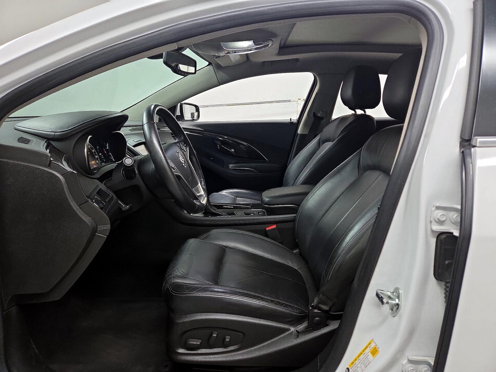 2016 Buick LaCrosse Leather - Photo 10