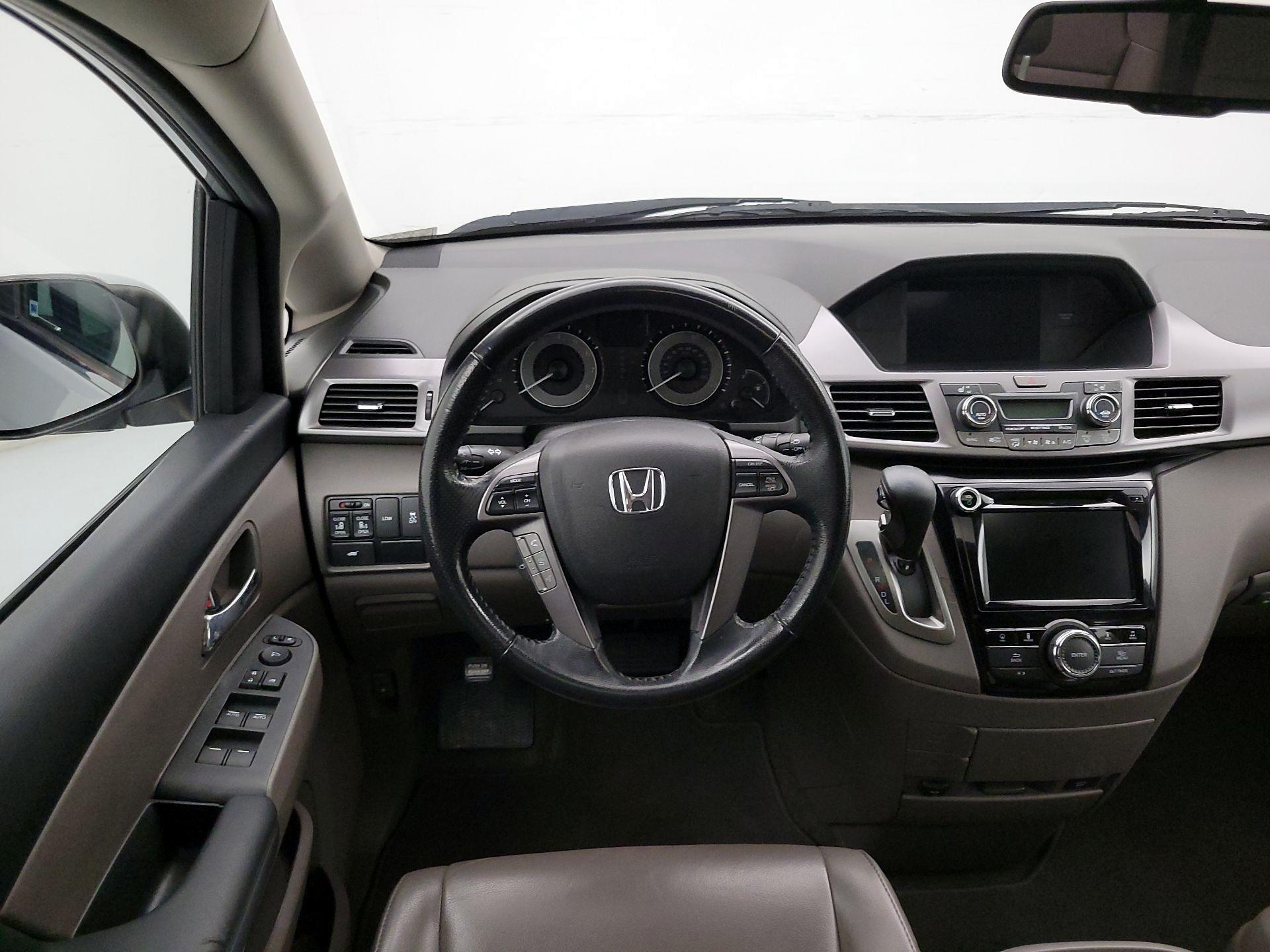 Thumbnail: 2014 Honda Odyssey - 10