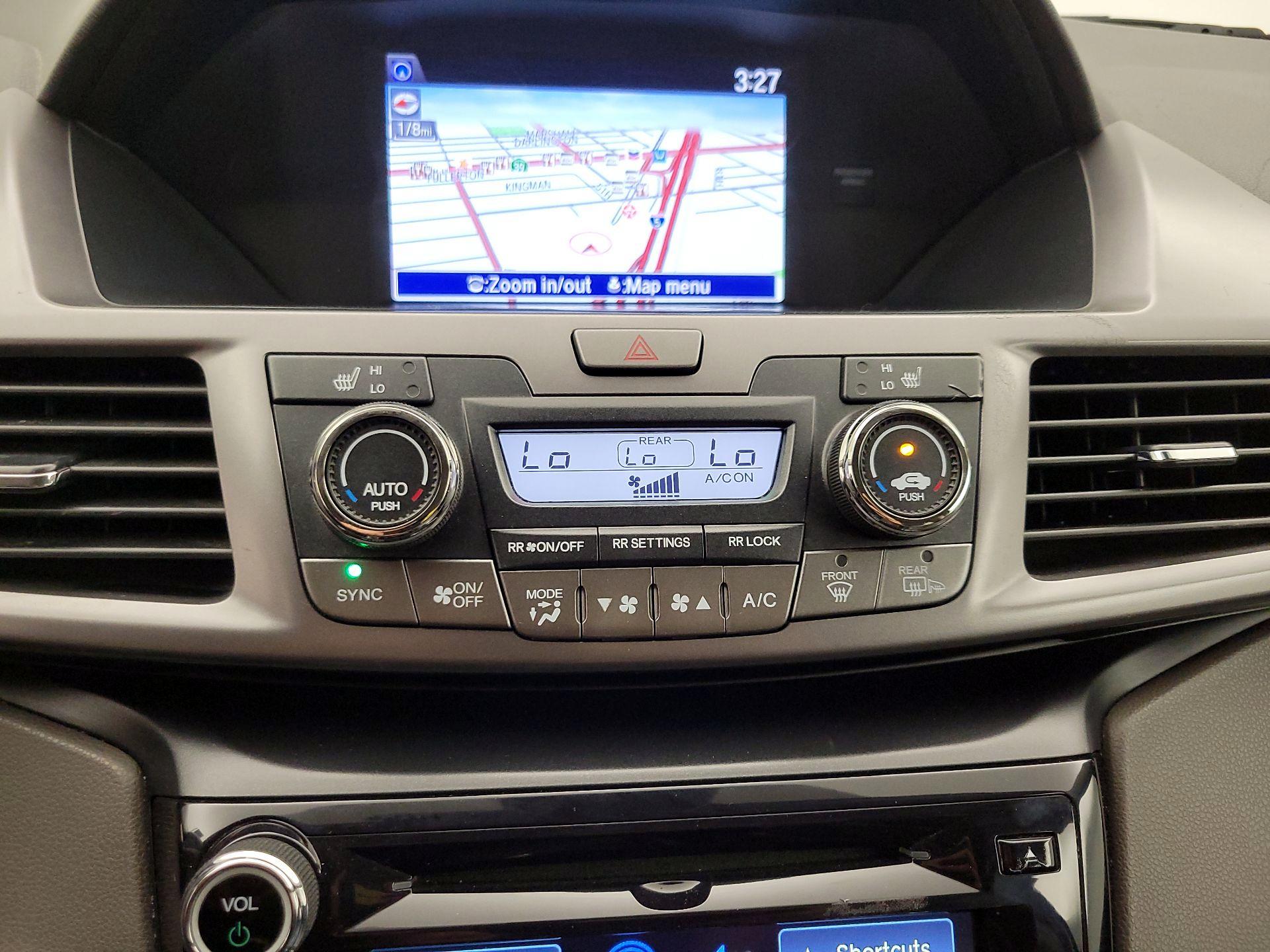 Thumbnail: 2014 Honda Odyssey - 17