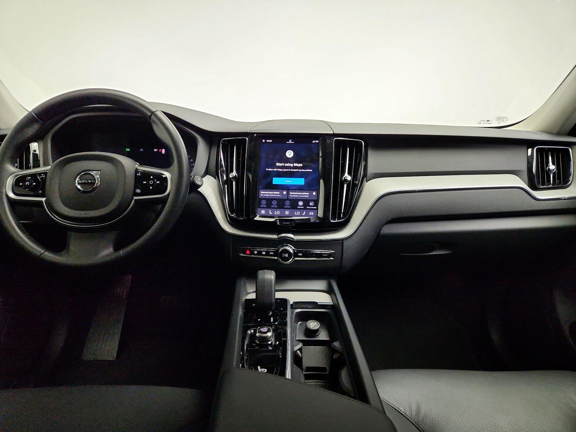 Thumbnail: 2025 Volvo XC60 - 9