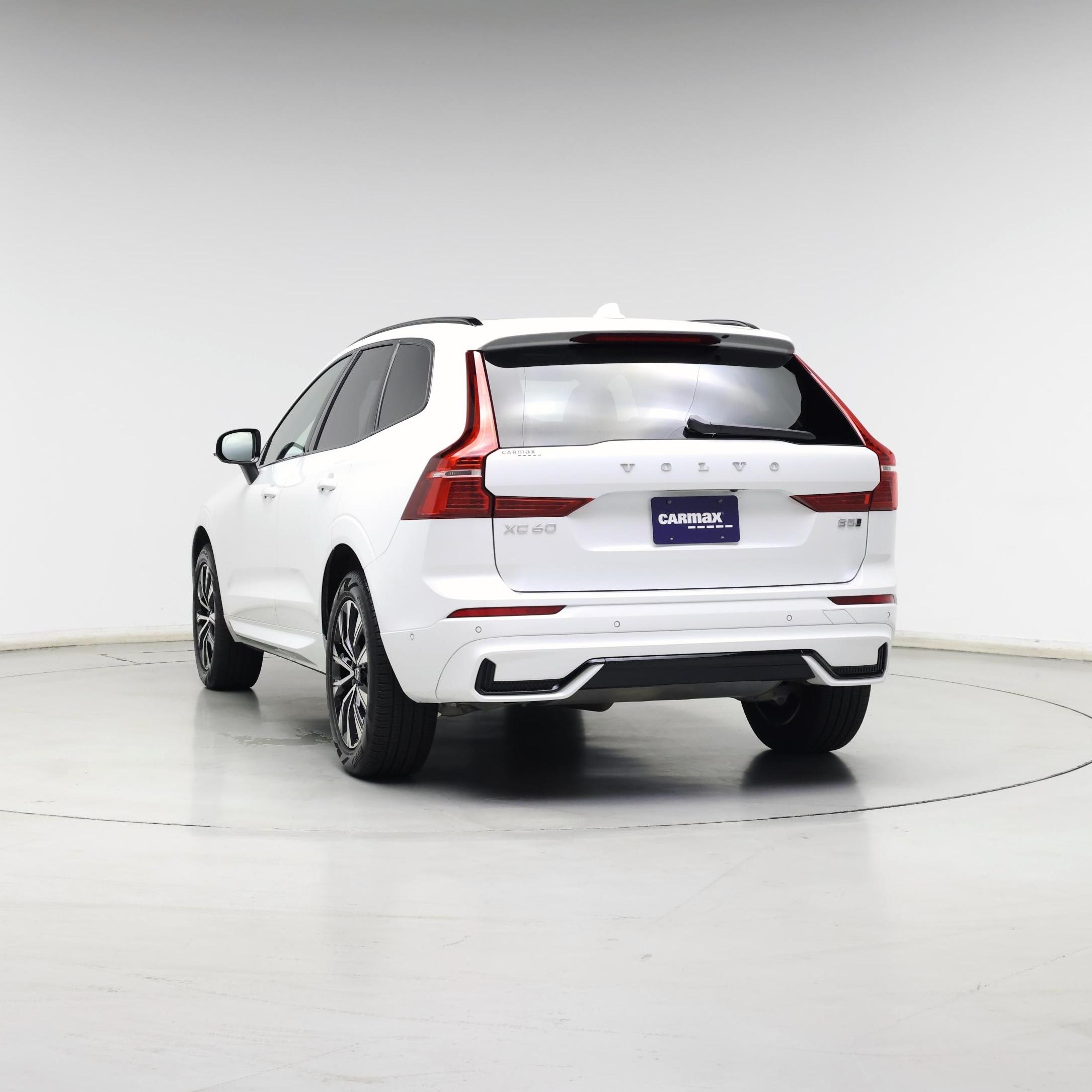 Thumbnail: 2025 Volvo XC60 - 6