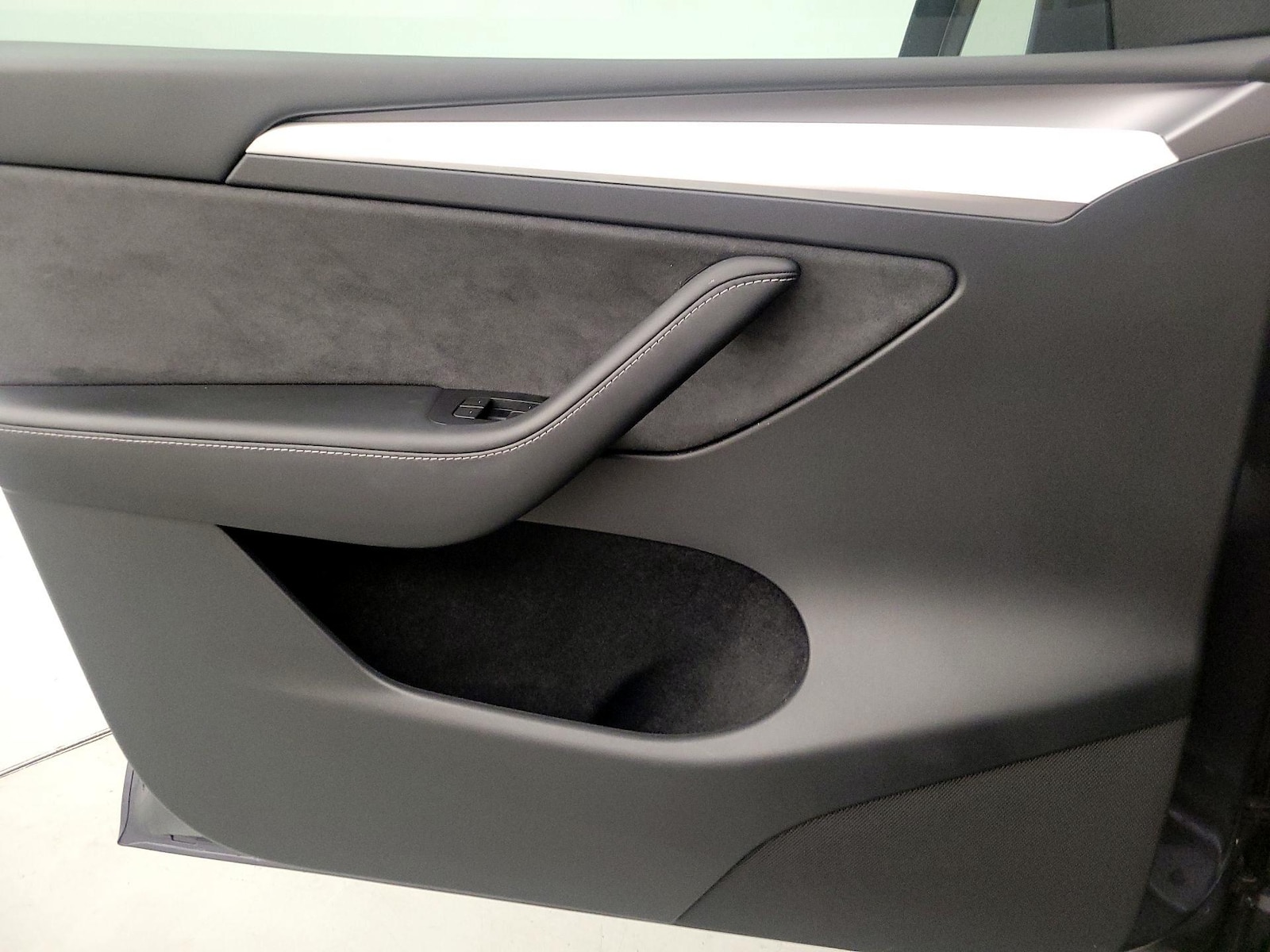2023 Tesla Model Y Performance - Photo 13