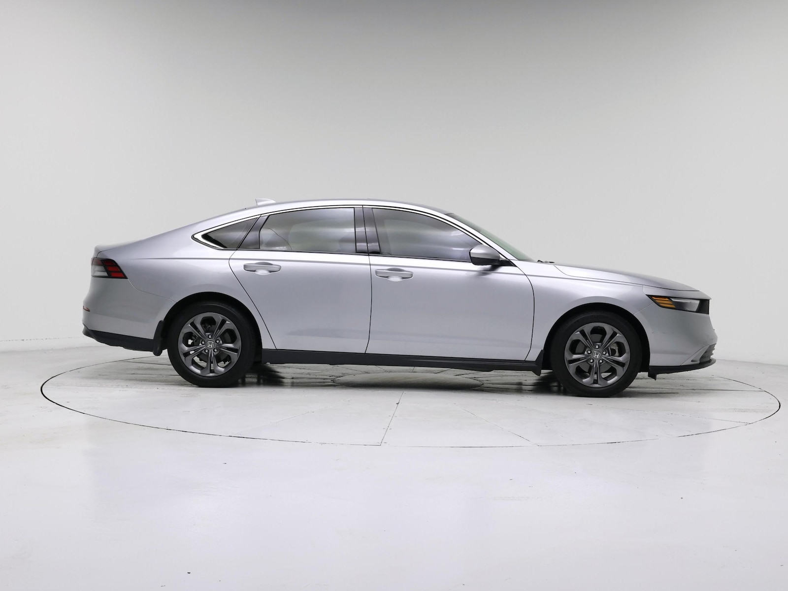 2023 Honda Accord EX - Photo 8