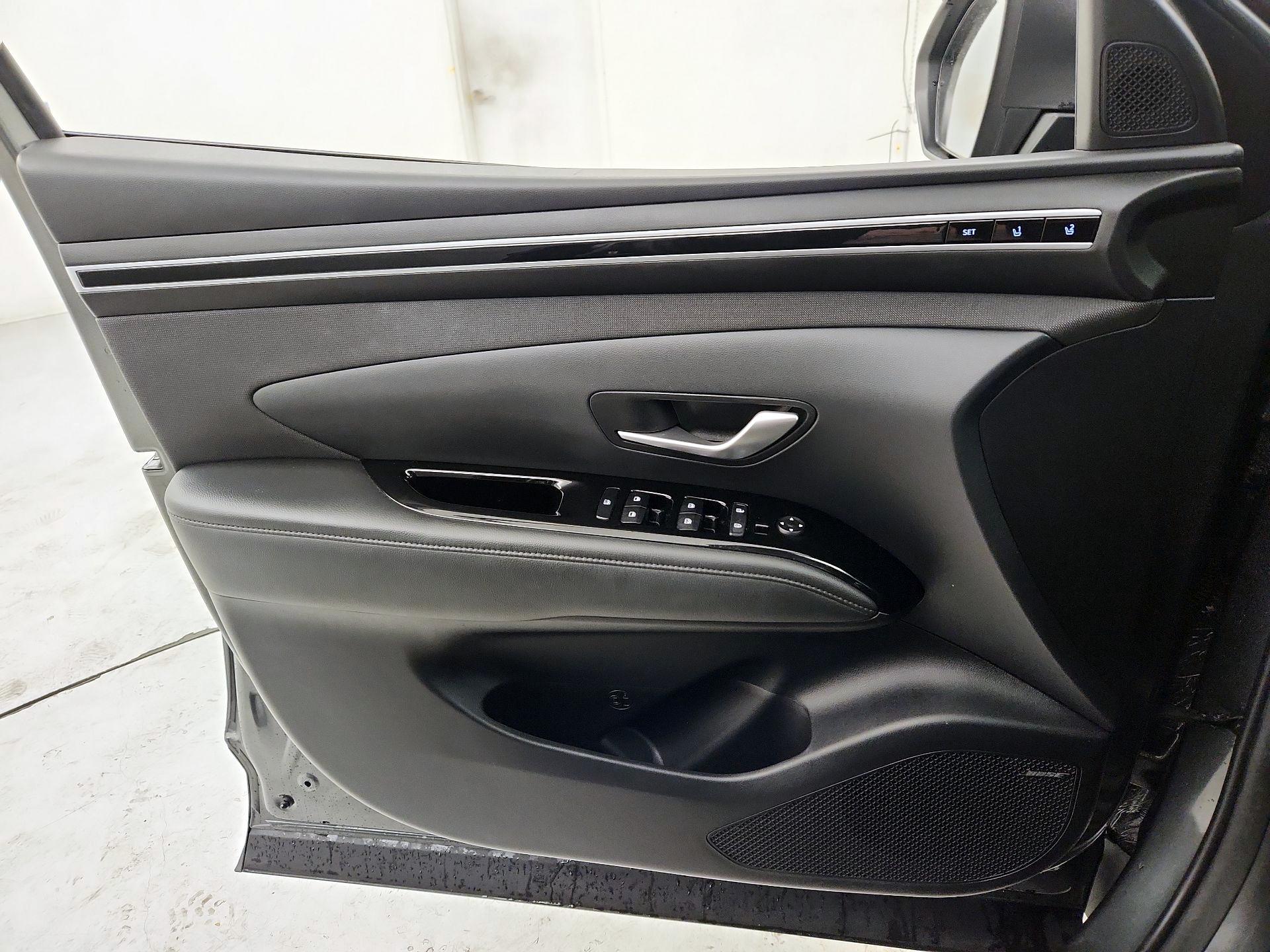 Thumbnail: 2022 Hyundai Tucson - 12