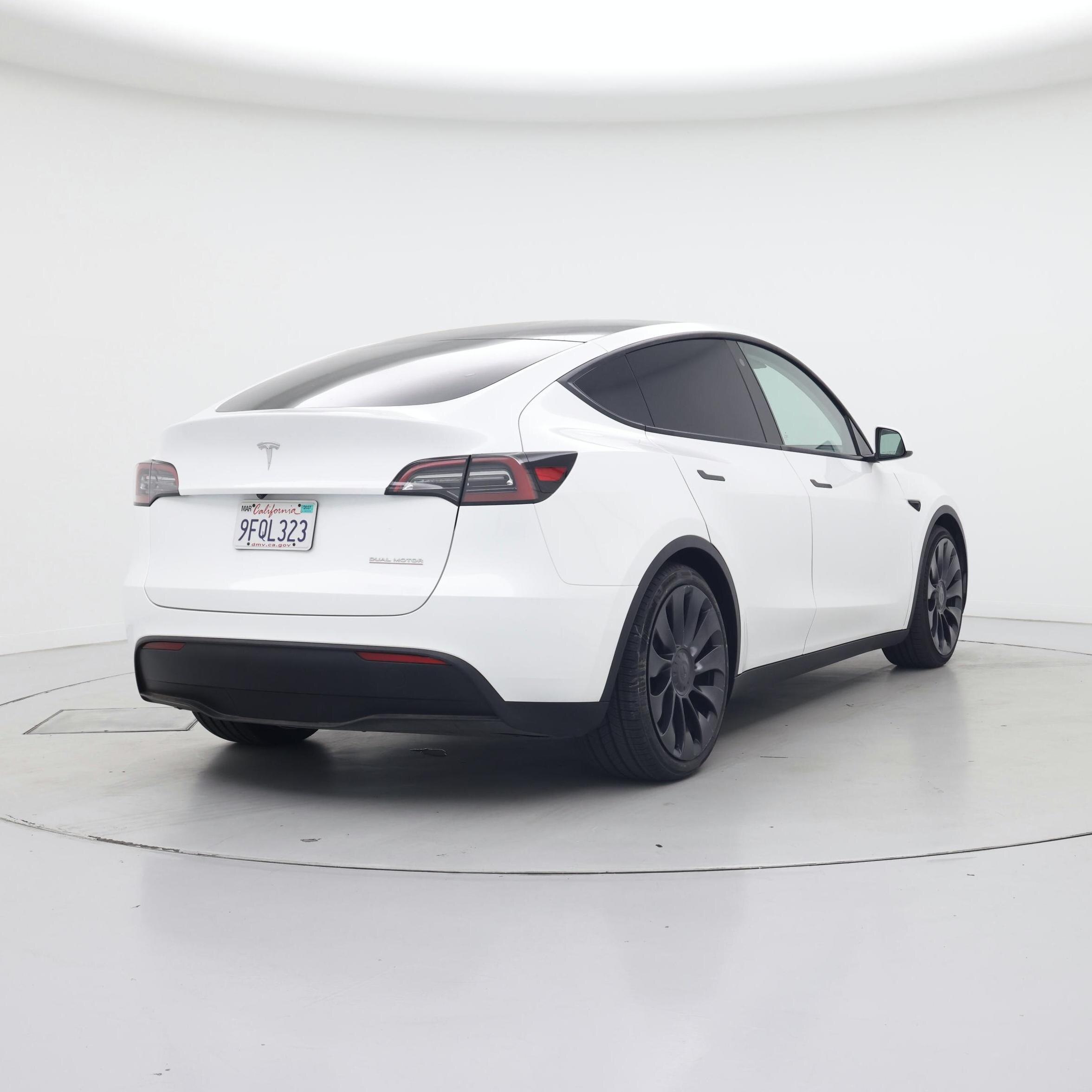 Thumbnail: 2023 Tesla Model Y - 8