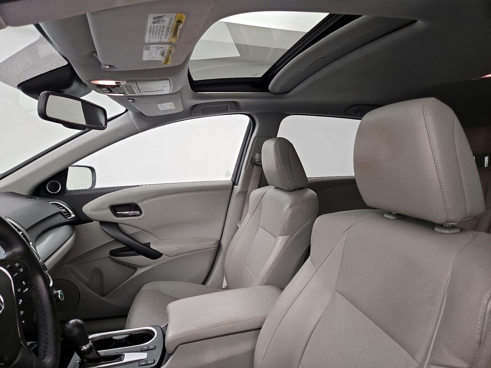 Sunroof(s) & Overhead Airbags