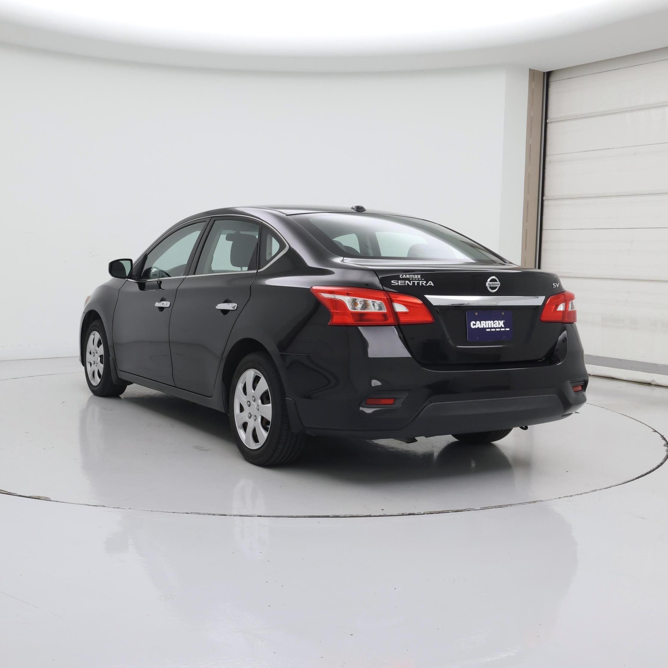 Thumbnail: 2016 Nissan Sentra - 2