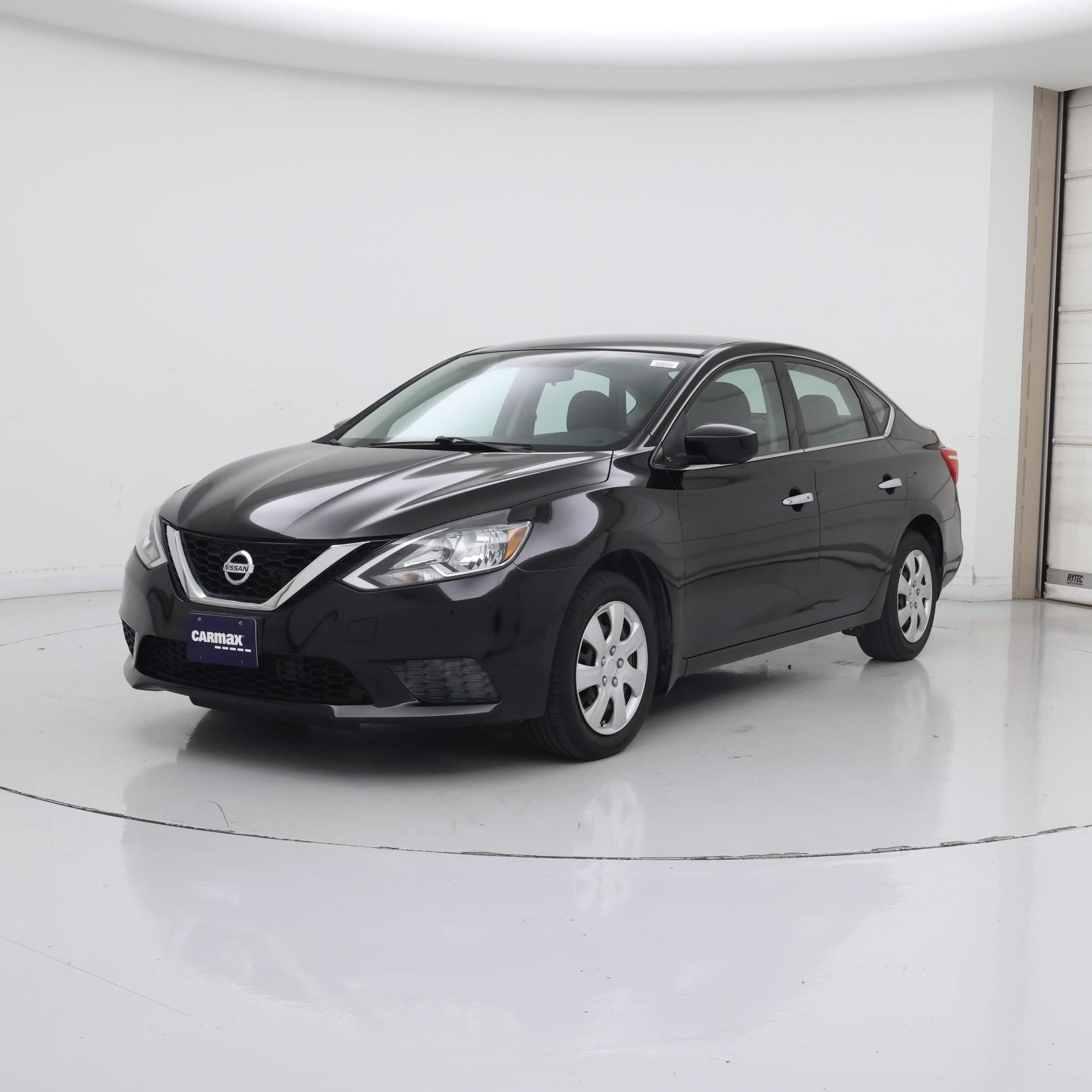 Thumbnail: 2016 Nissan Sentra - 4