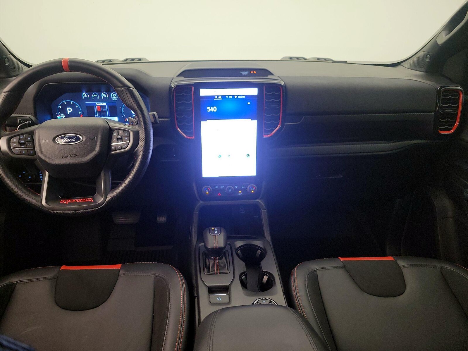 Apple CarPlay® & Android Auto™