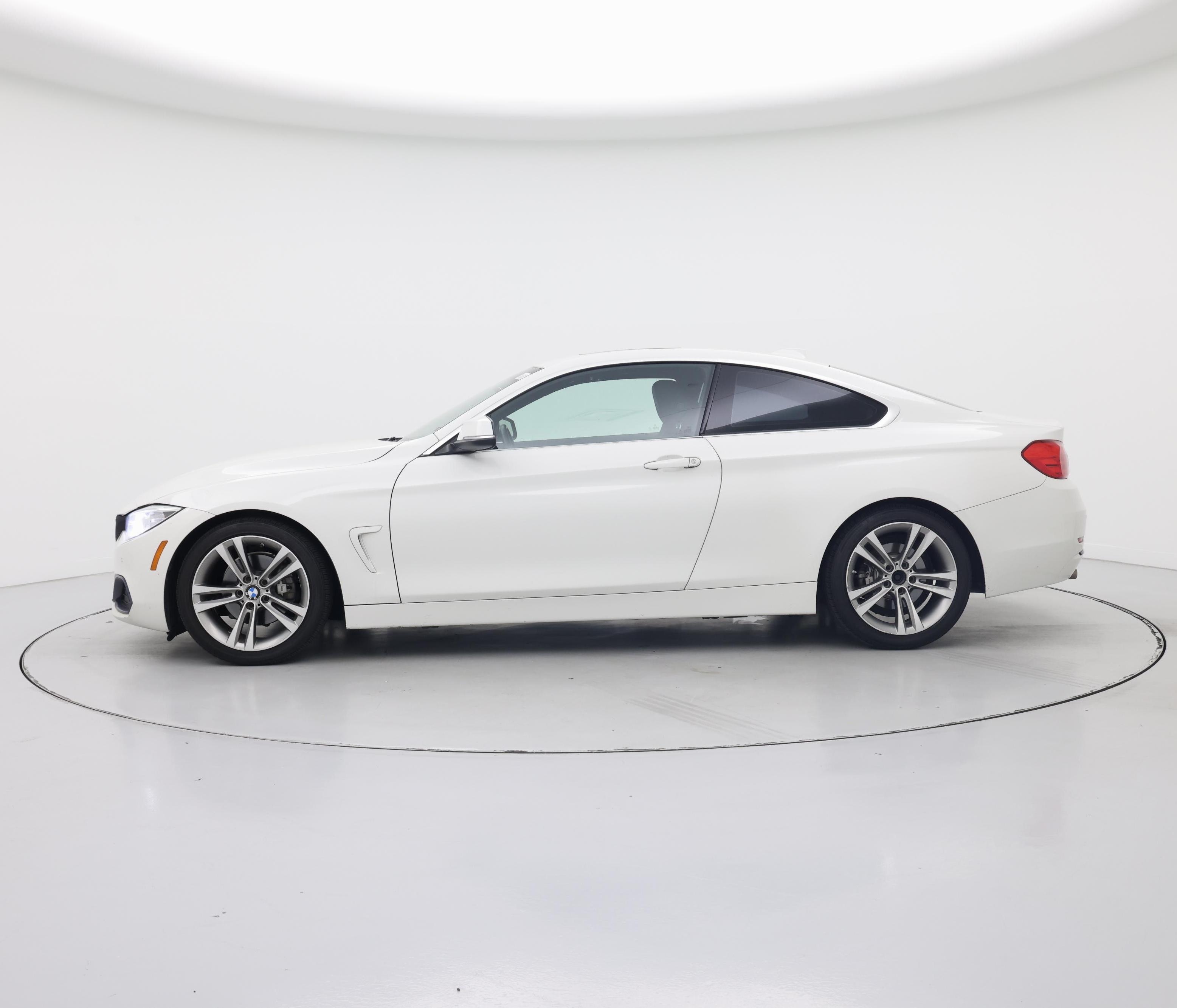 Thumbnail: 2016 BMW 4 Series - 3
