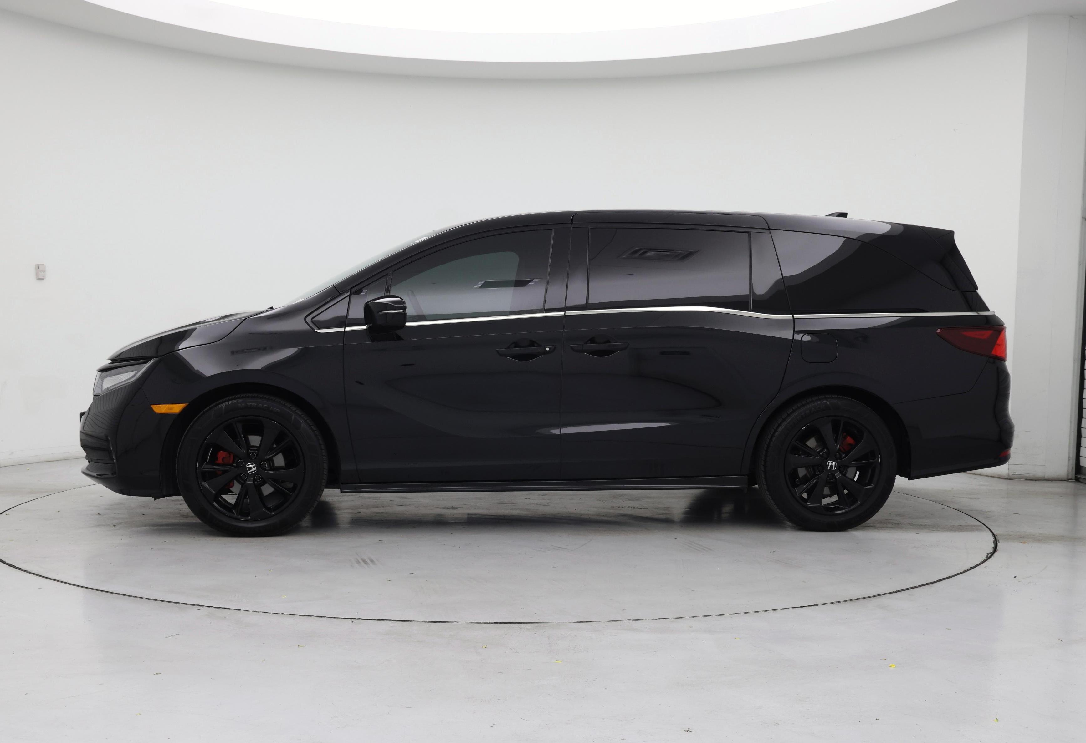 Thumbnail: 2023 Honda Odyssey - 3