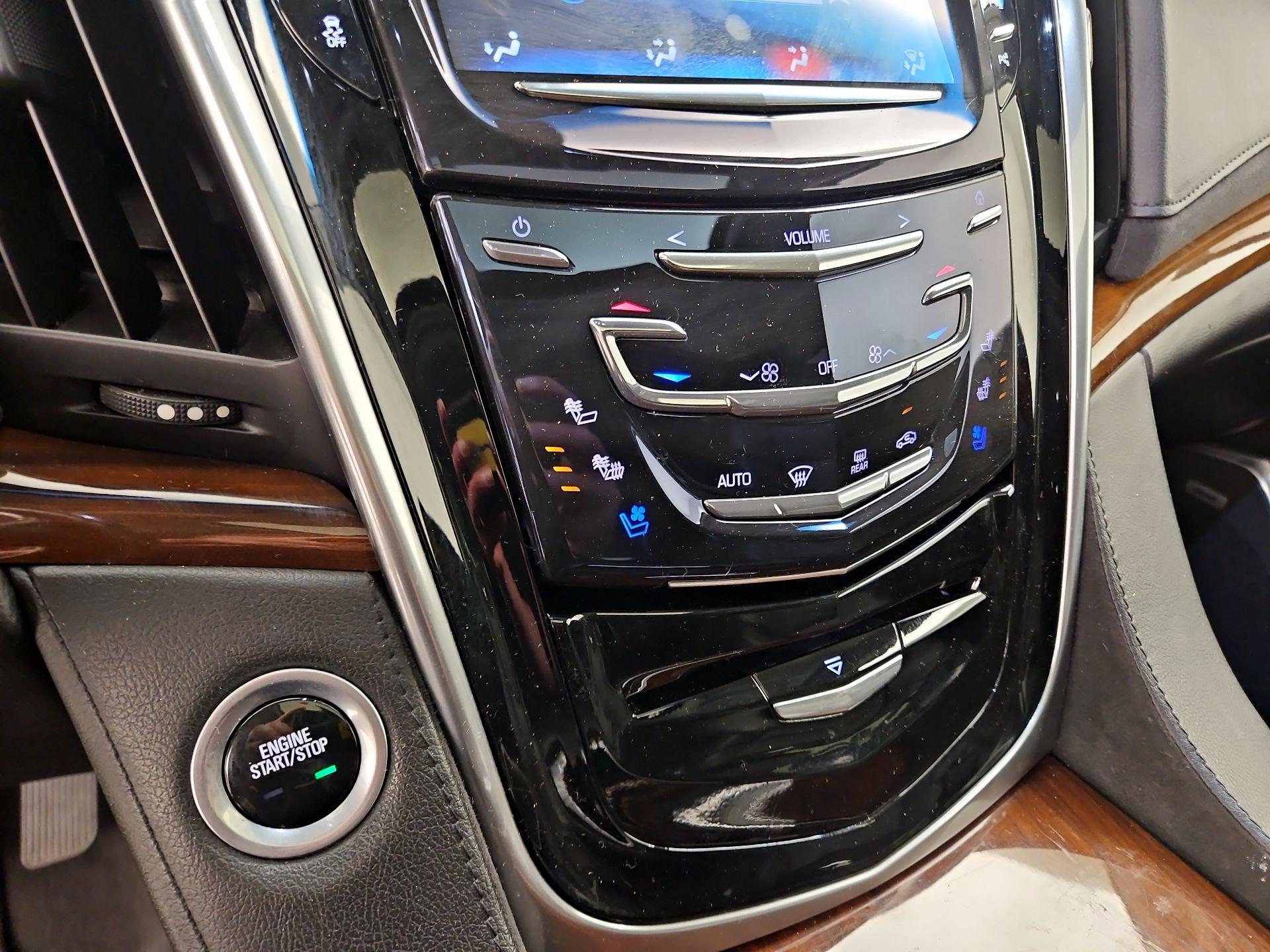 Thumbnail: 2020 Cadillac Escalade - 17