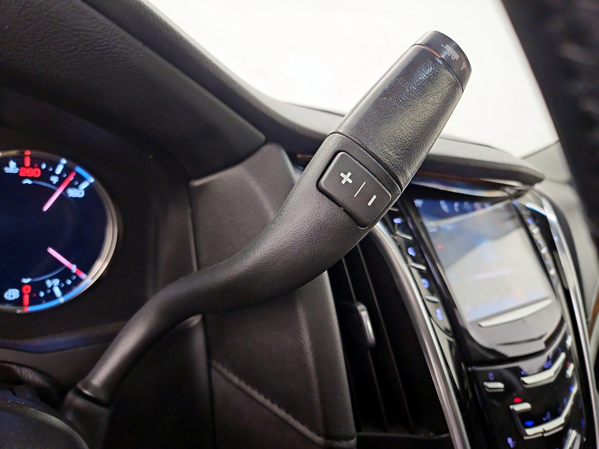 Thumbnail: 2020 Cadillac Escalade - 18