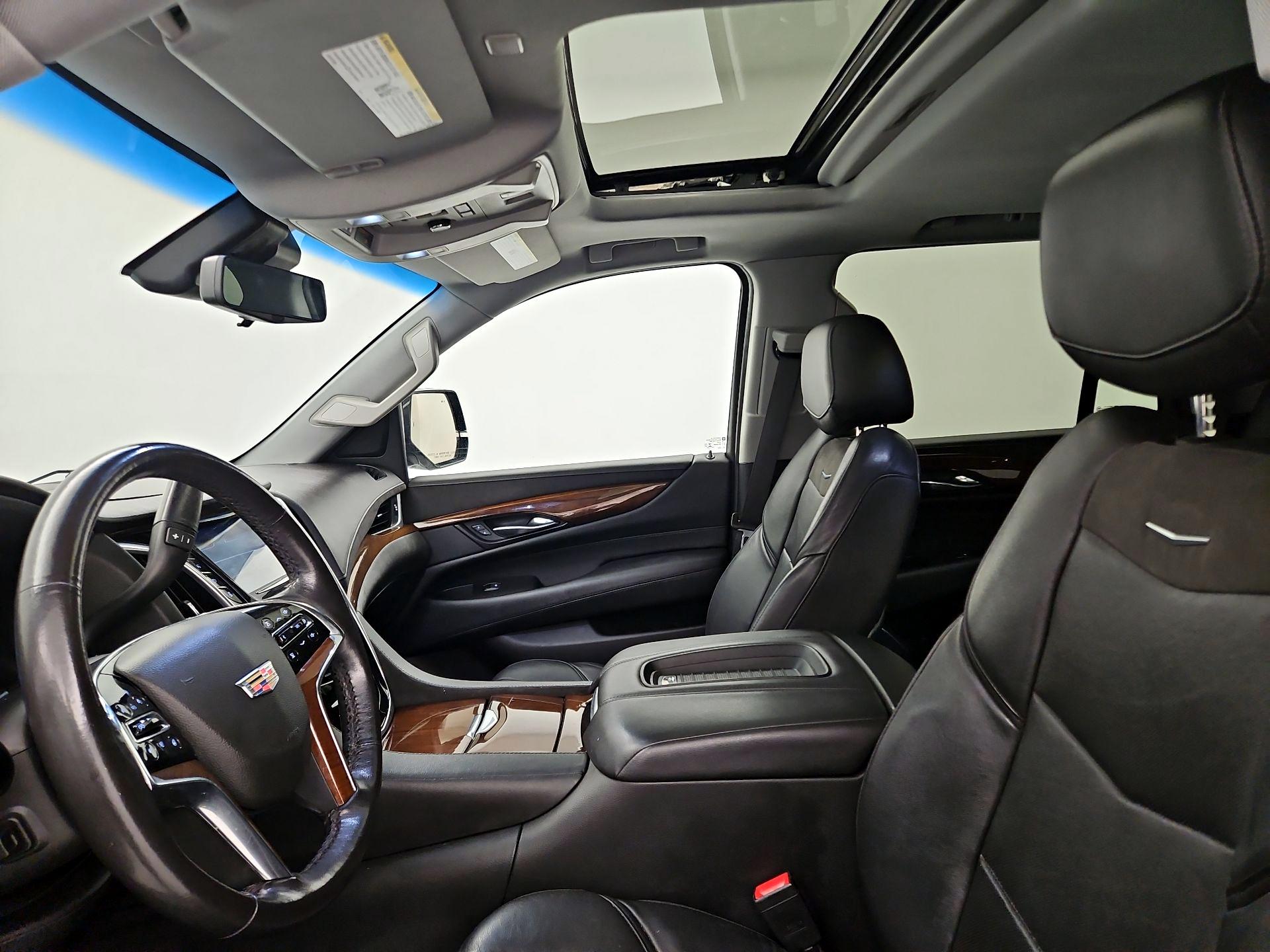 Thumbnail: 2020 Cadillac Escalade - 20