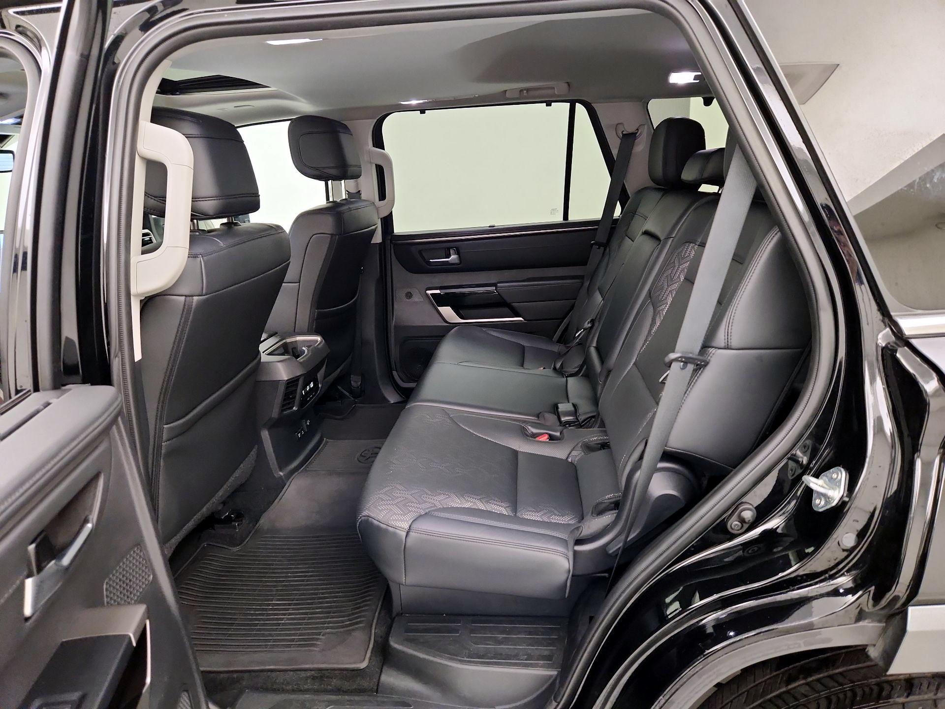 Thumbnail: 2024 Toyota Sequoia - 20