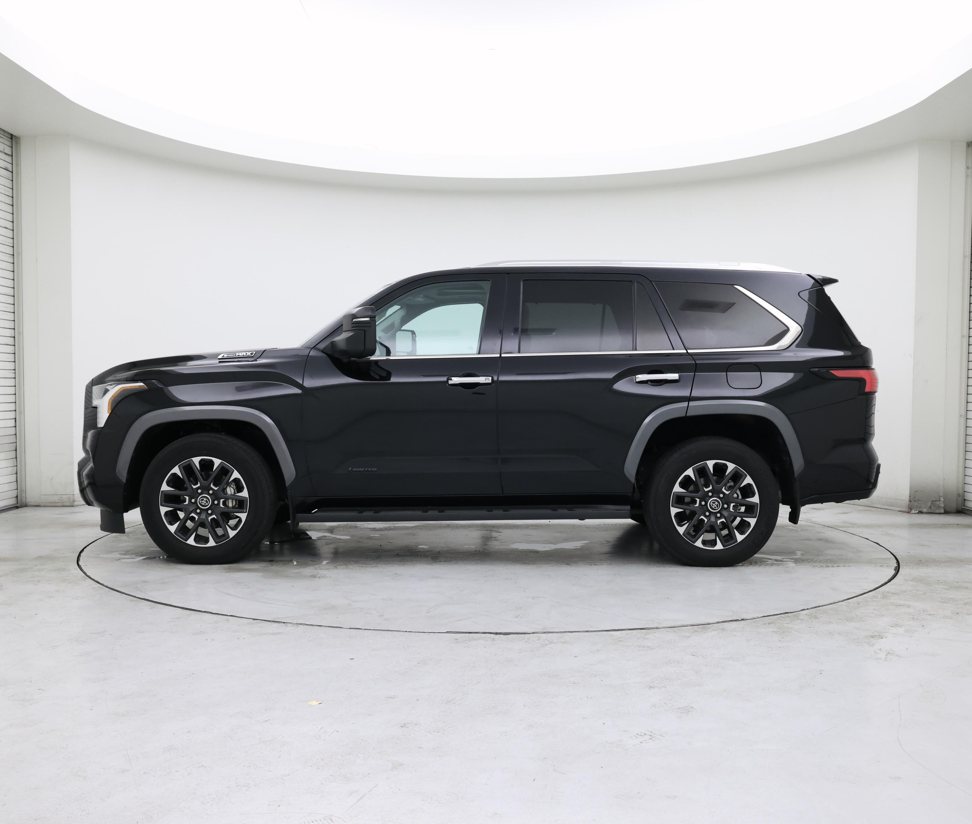 Thumbnail: 2024 Toyota Sequoia - 3