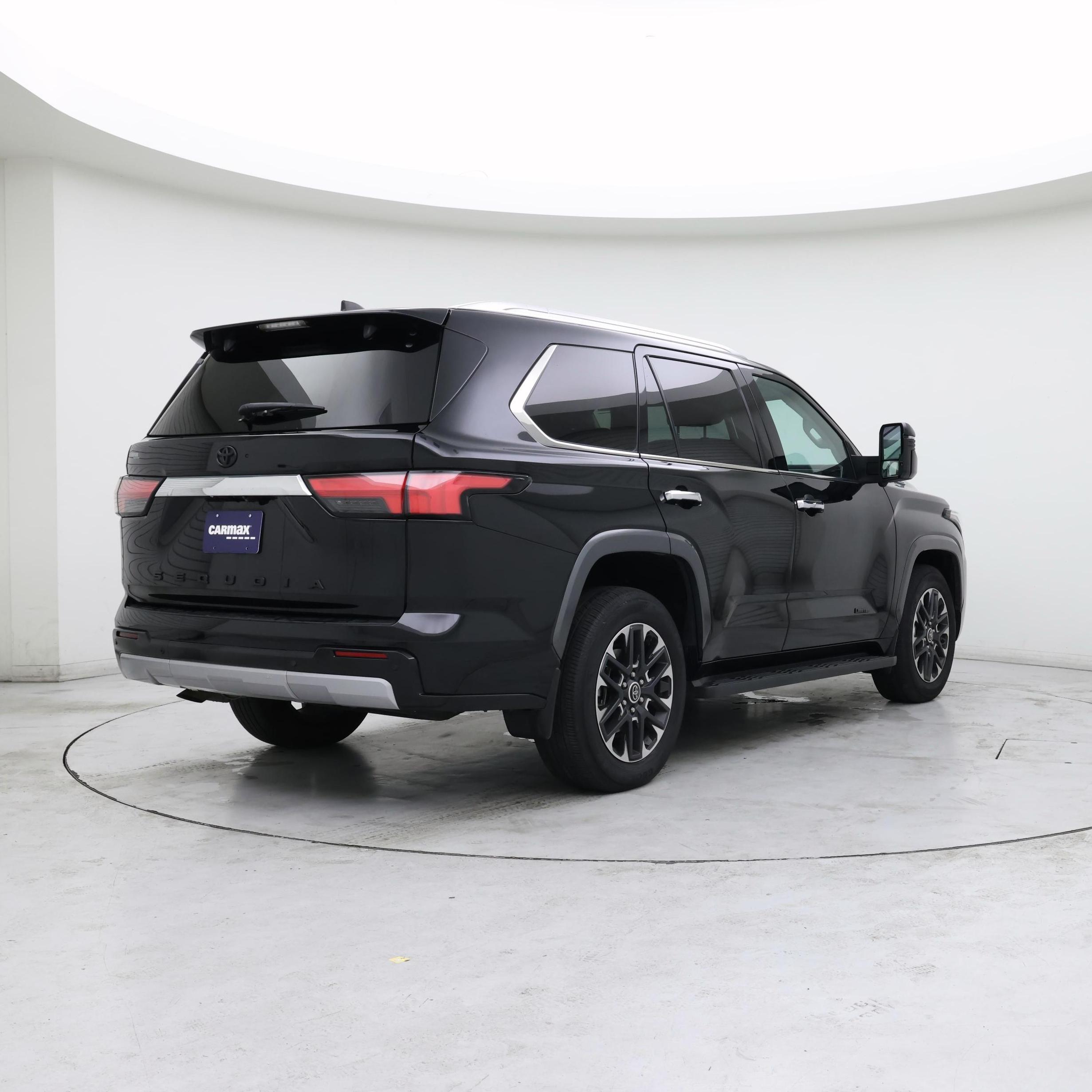 Thumbnail: 2024 Toyota Sequoia - 8