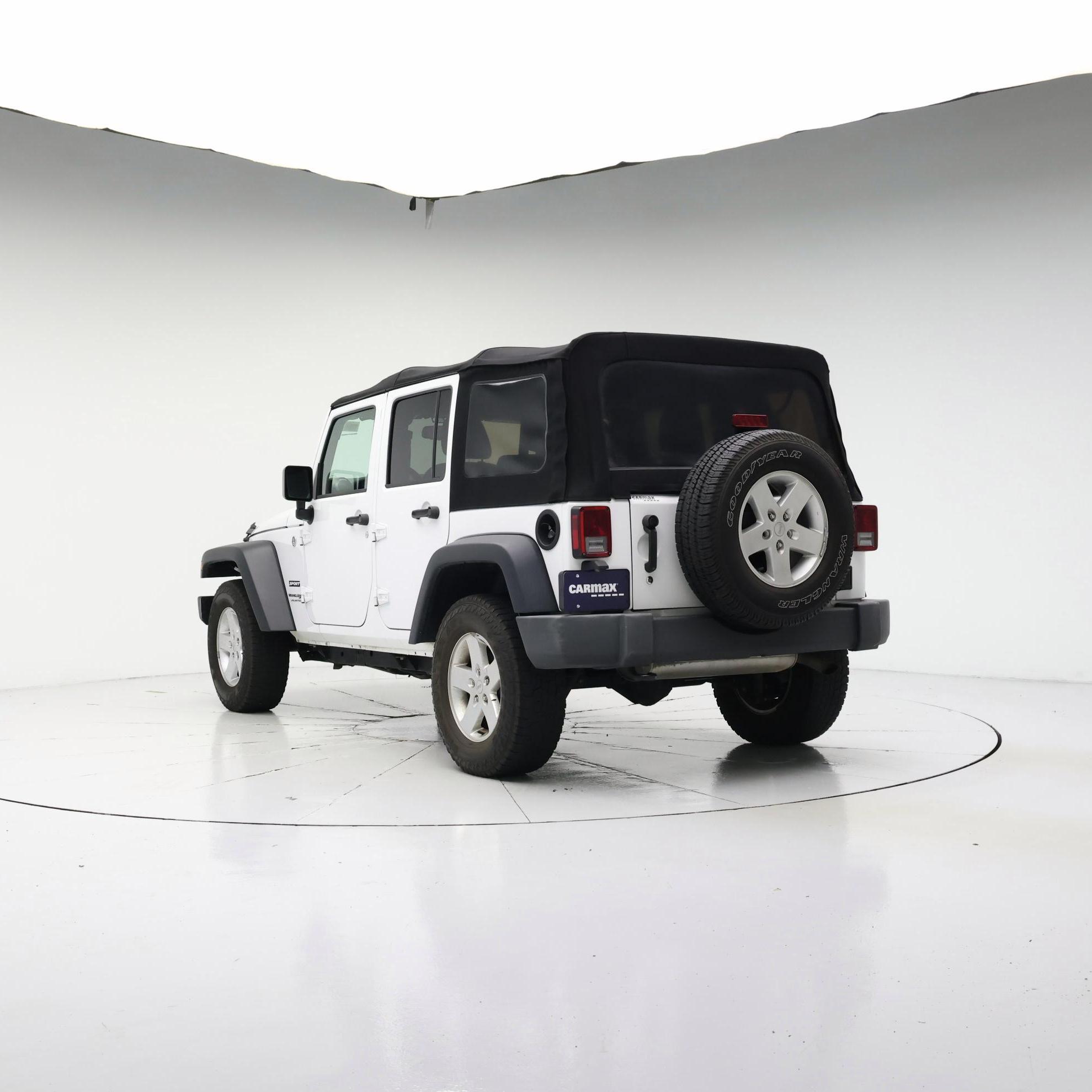 Thumbnail: 2018 Jeep Wrangler - 2